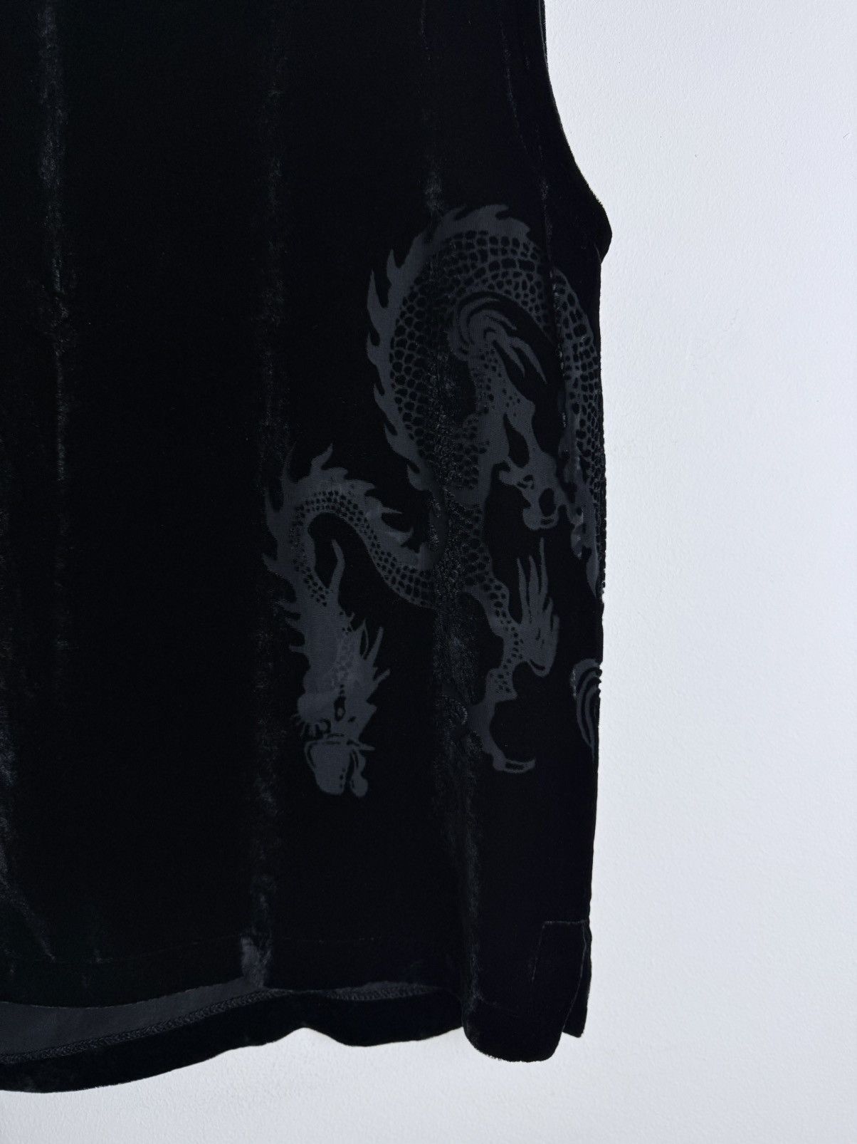 Alexander McQueen S/S 1997 Silk Dragon Devoré Velvet Tank Top Size US M / EU 48-50 / 2 - 3 Thumbnail