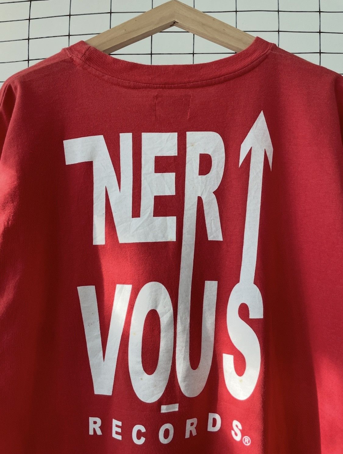Vintage Vintage Nervous Records T-Shirt Size US L / EU 52-54 / 3 - 4 Thumbnail