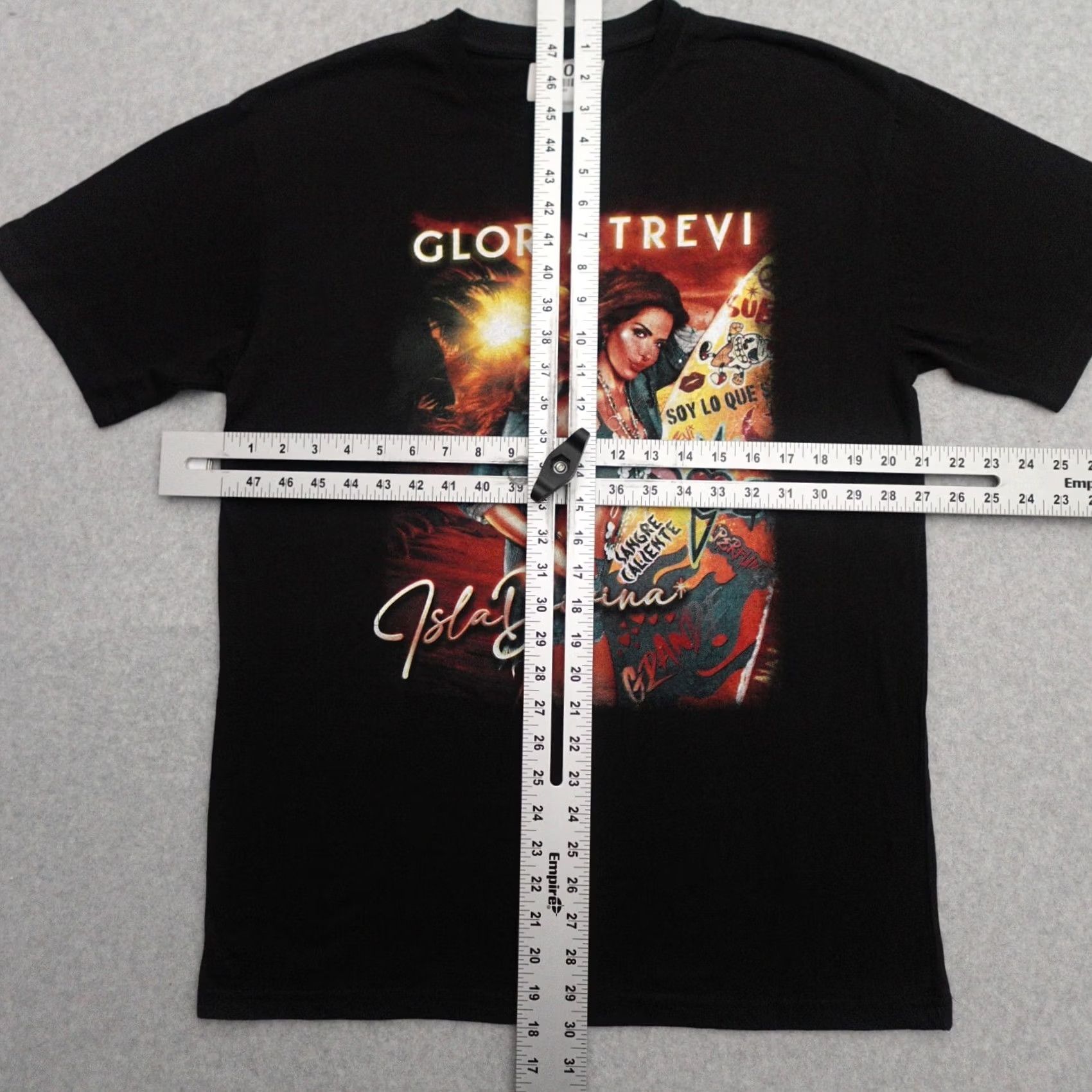 Vintage Gloria Trevi Tshirt Adult Size Large Black Isla Divina Caliente Tour Sold Out Size US L / EU 52-54 / 3 - 4 Thumbnail