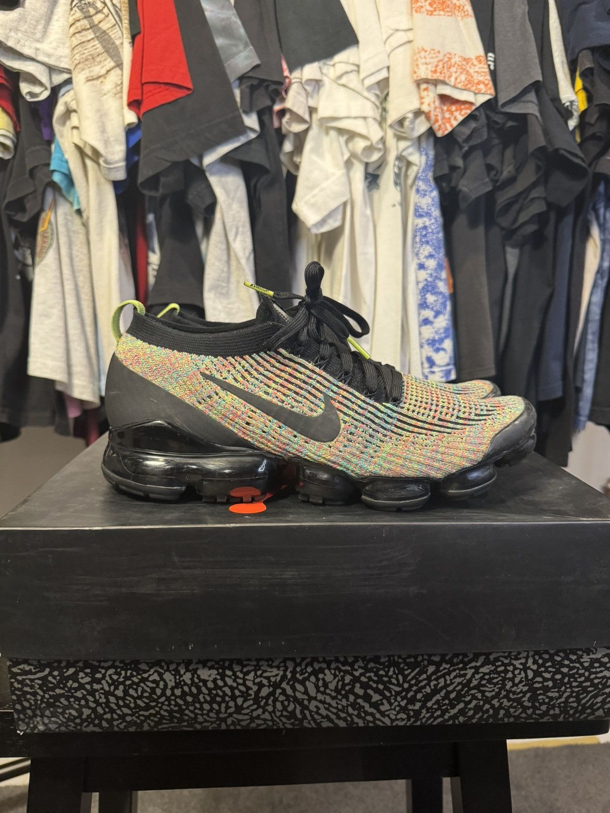 Multicolour vapormax best sale