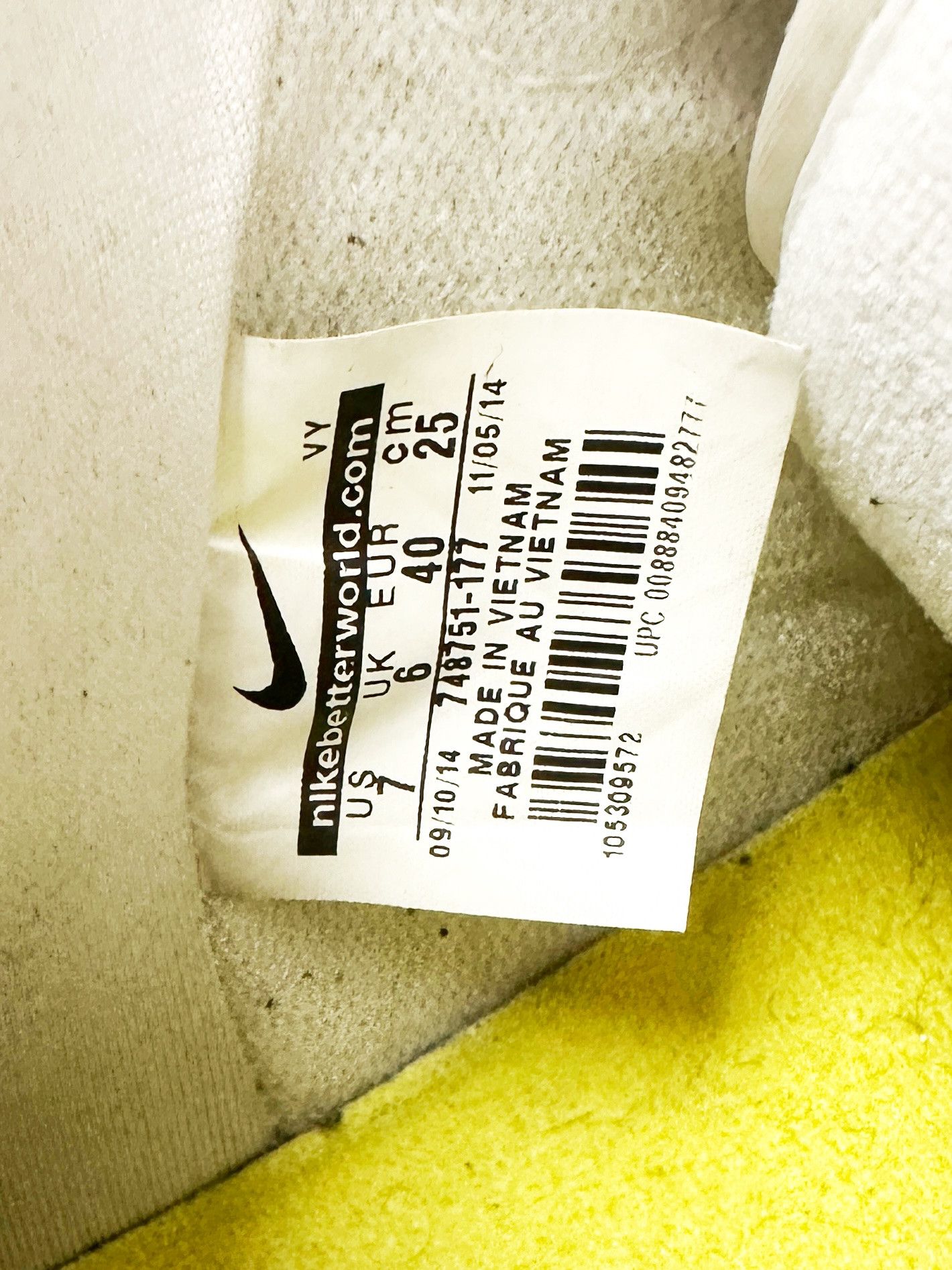 Nike Nike Dunk High PREMIUM SB QS 'DE LA SOUL' 2015 Size US 7 / EU 40 - 8 Thumbnail