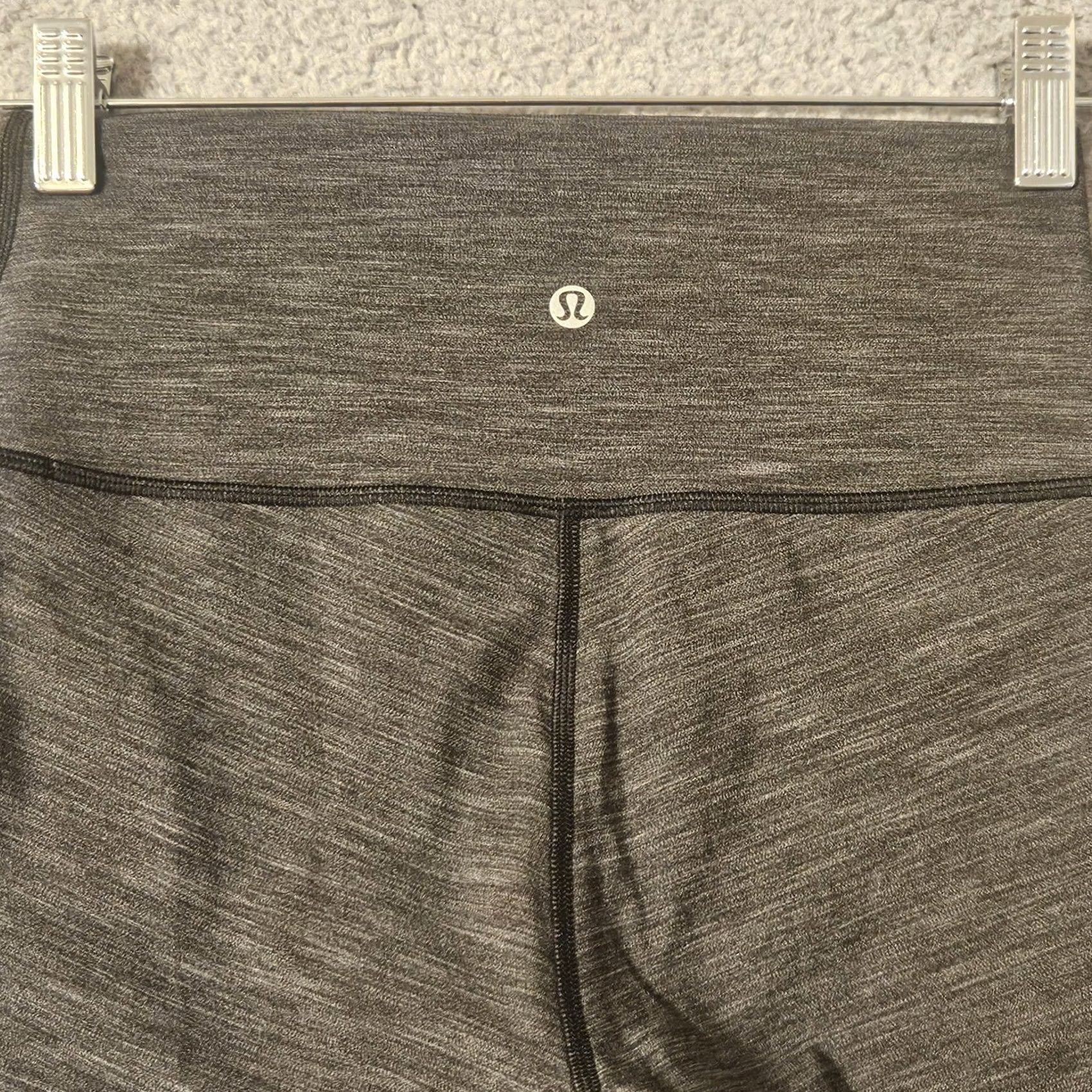 Lululemon Lululemon Wunder Under High-Rise Tight 28" Grey Black Size 6 W5ci5s Size 28" / US 6 / IT 42 - 4 Thumbnail