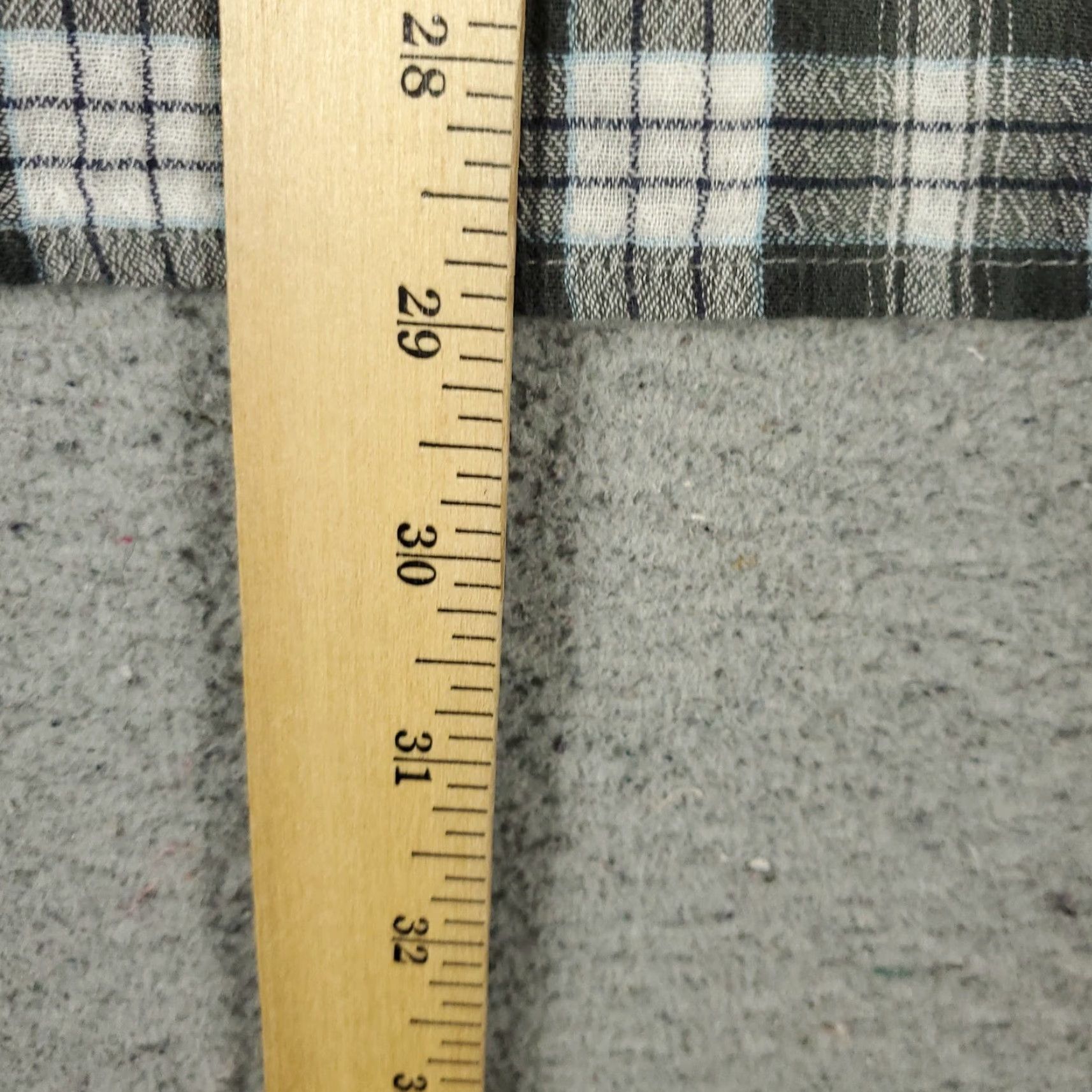 Patagonia Patagonia Shirt Large Gray Plaid Textured Stretch Button Up Short Sleeve Size US L / EU 52-54 / 3 - 4 Thumbnail