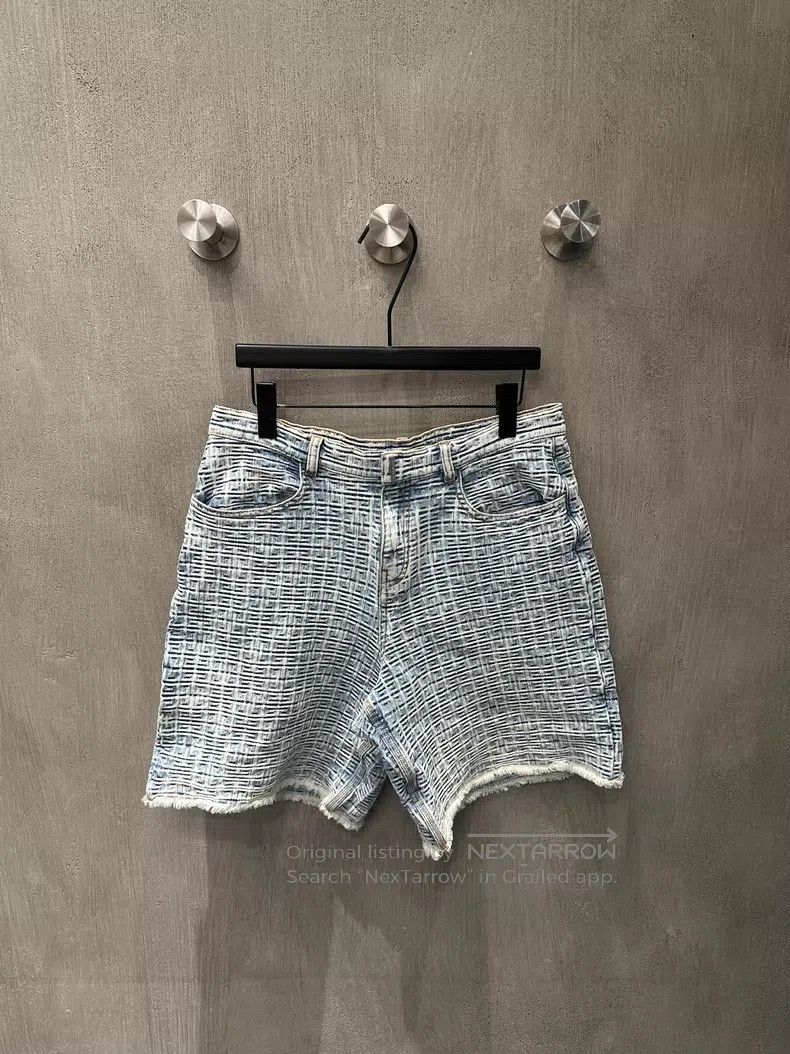 Givenchy Givenchy Denim Shorts Size US 30 / EU 46 - 1 Thumbnail