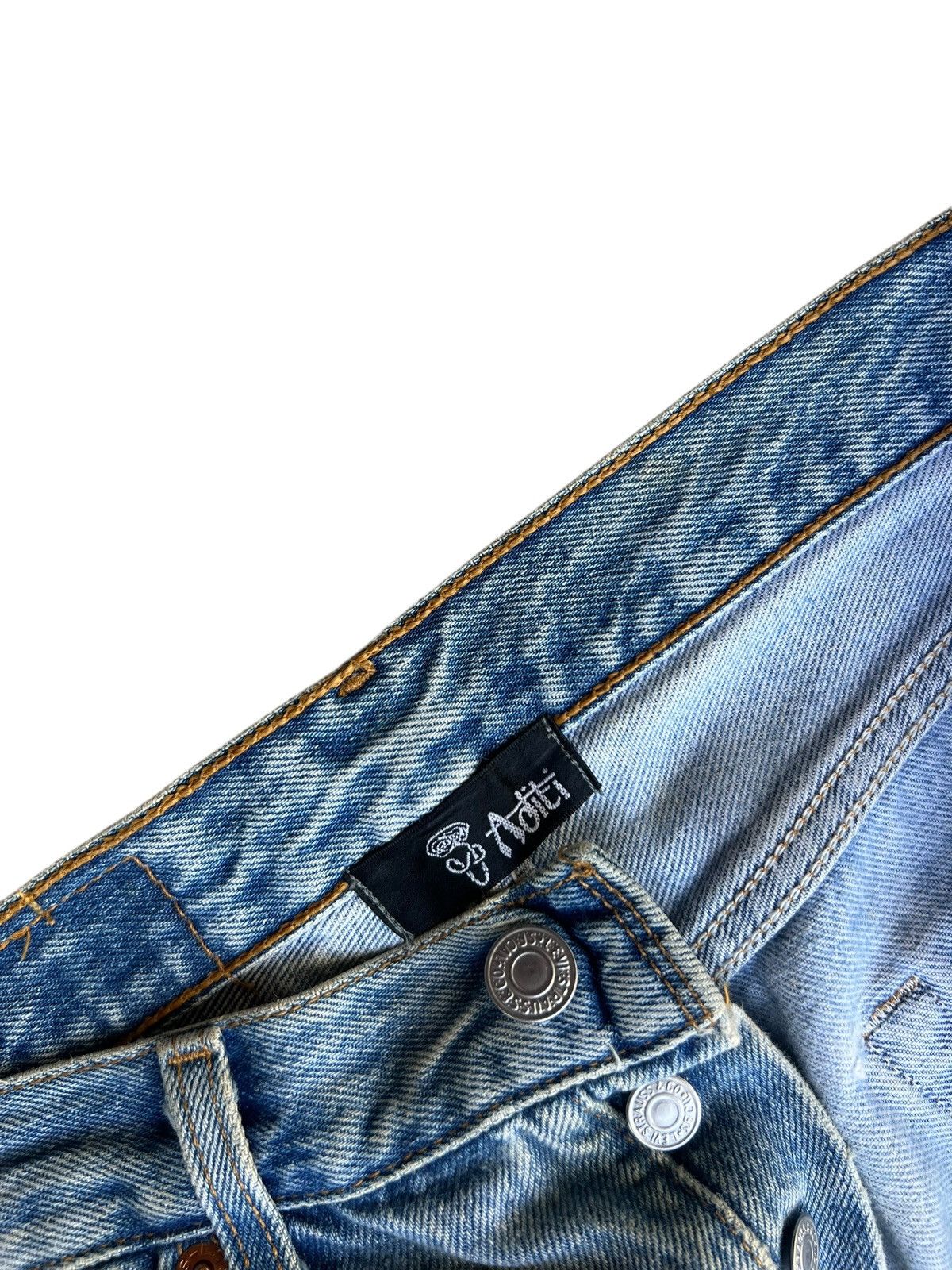 Levi's Vintage 1996 Levi’s 501 X Aditi Art Dirty Denim Jeans Size US 29 - 7 Thumbnail