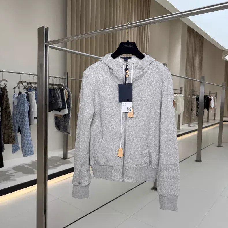 Louis Vuitton Louis Vuitton 25 Snow Grey Hooded Casual Sport Jacket Size US M / EU 48-50 / 2 - 1 Thumbnail