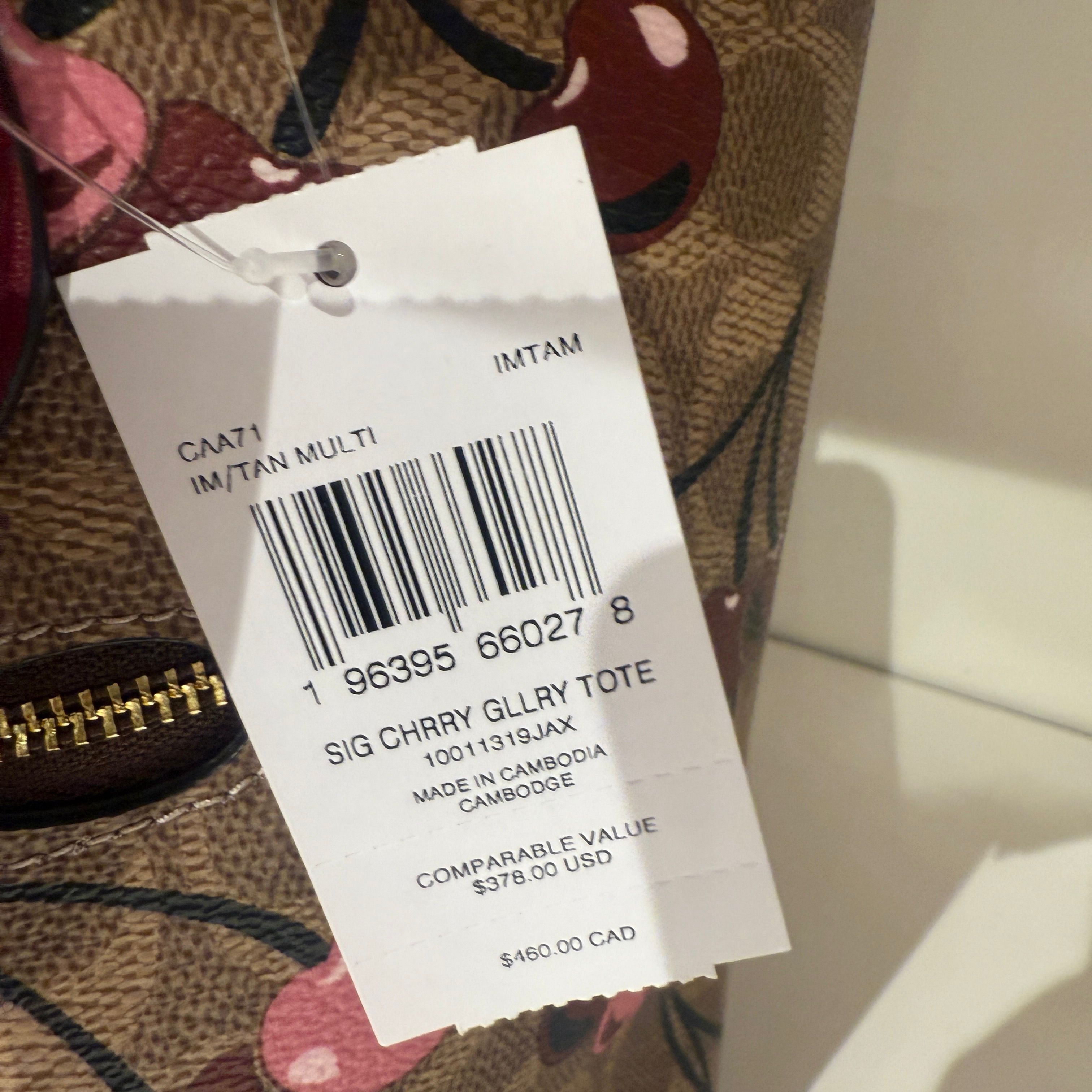 coach Gallery Tote Bag With Cherry Print caa71