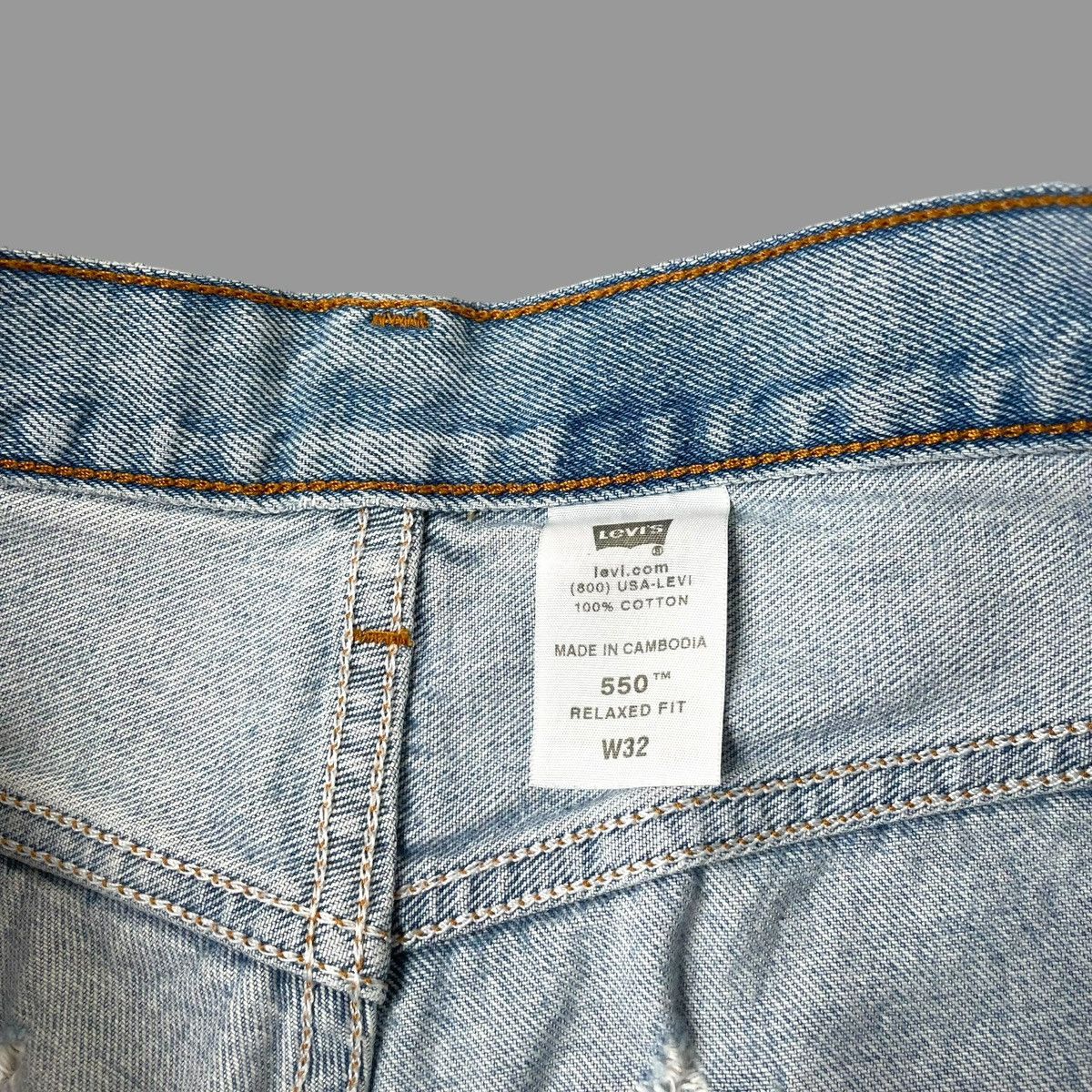 Levi's × Vintage Vintage 90s Levi’s denim shorts Size US 32 / EU 48 - 6 Thumbnail