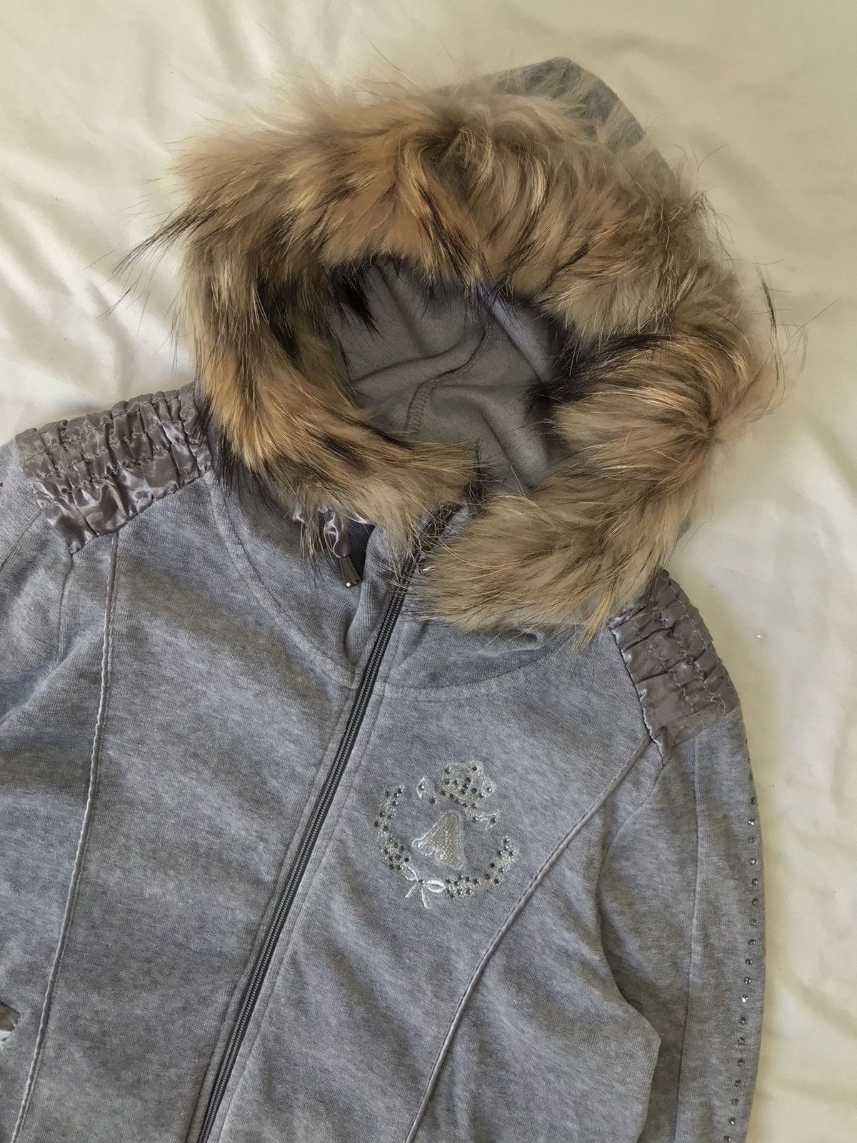 Beauty Beast Arena Velvet zup fur Hoodie Lgb ifsix gothic style Size US M / EU 48-50 / 2 - 3 Thumbnail