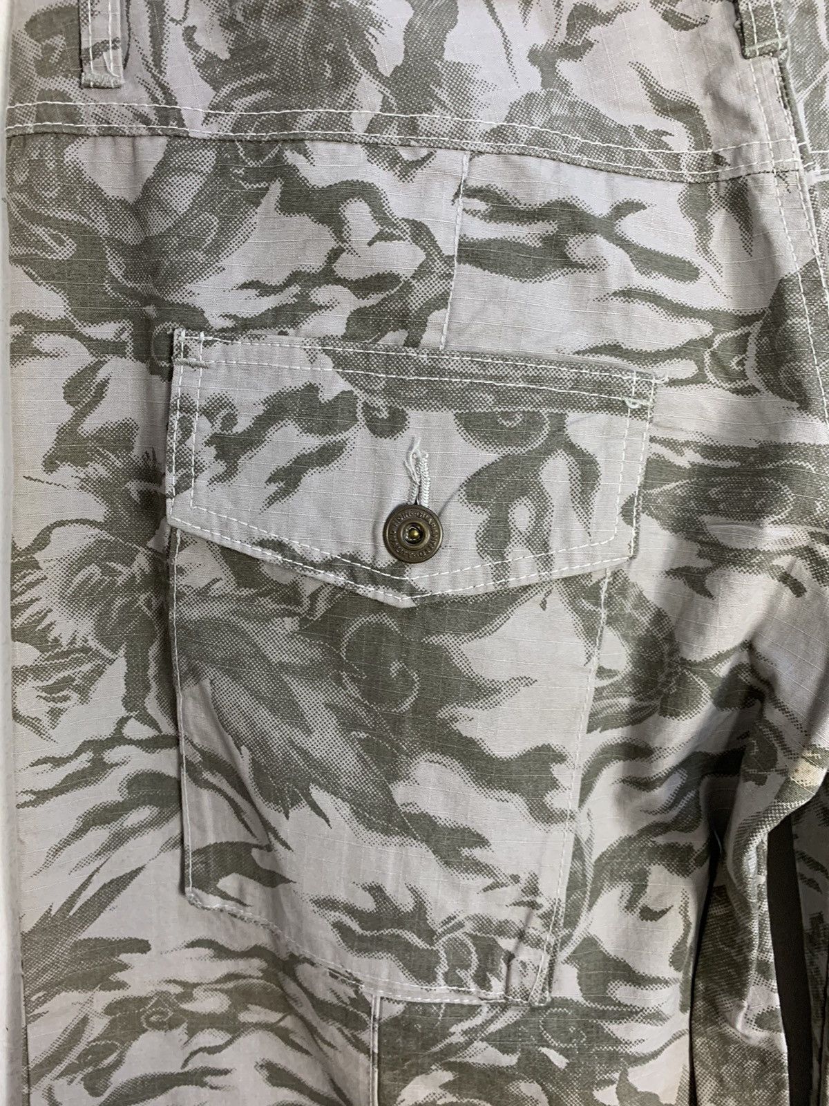 Japanese Brand Hype Body Butter Japan Dragon Design Camo Pant Denim Size US 31 - 11 Thumbnail