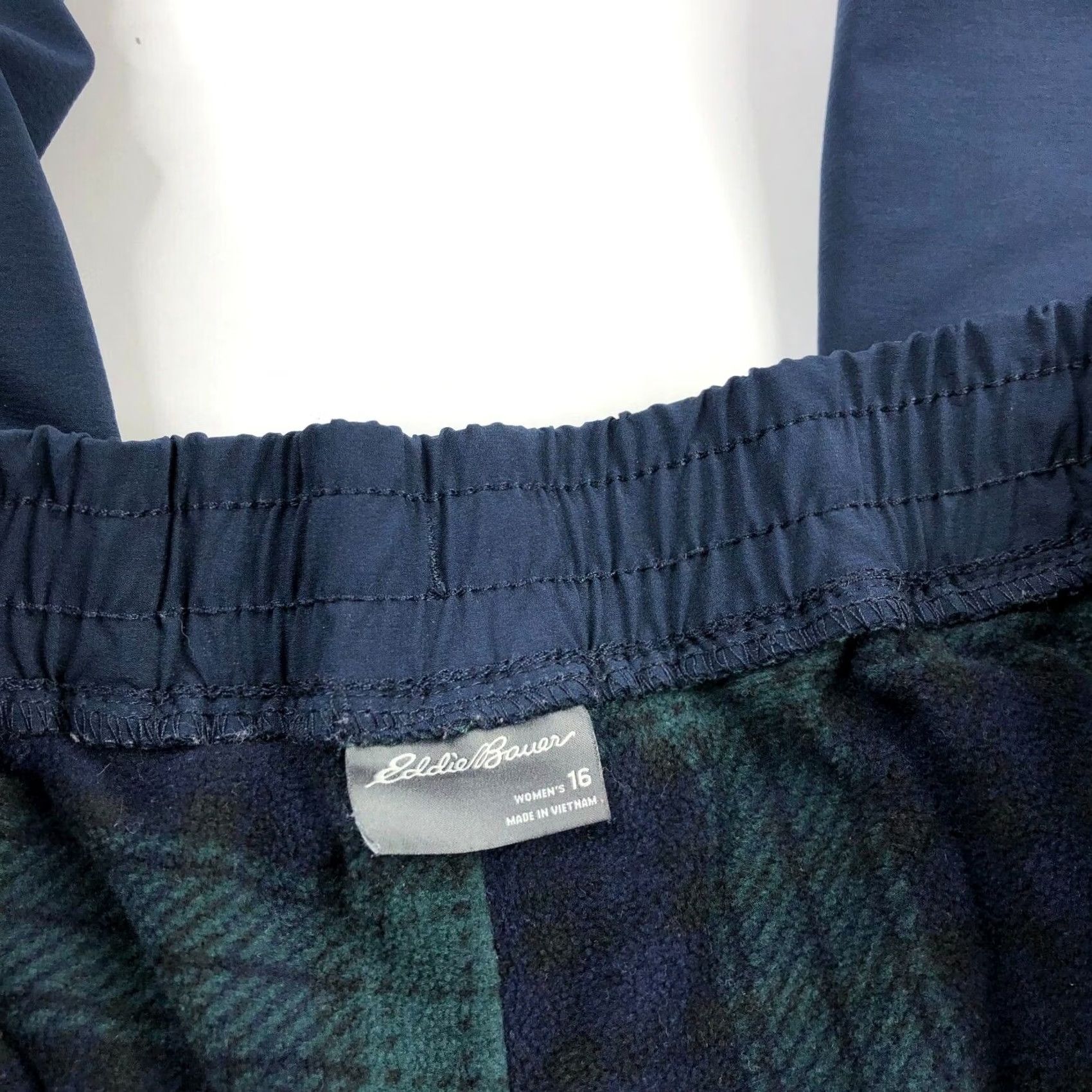 Eddie Bauer Eddie Bauer Pants Fleece Lined Hiking Camp Trek Joggers 16 35W 31L fit MINT Size 38" / US 16 / IT 52 - 3 Thumbnail