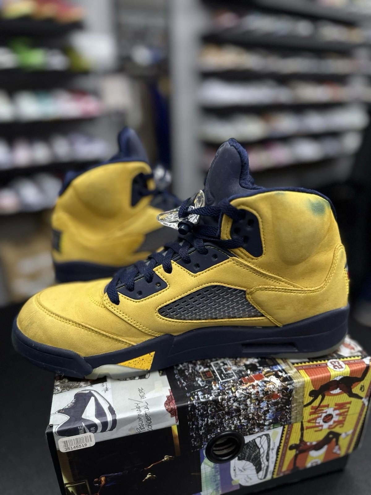 Jordan Brand Size 11 - Air Jordan 5 Retro SP Michigan Yellow Blue Suede Size US 11 / EU 44 - 7 Thumbnail