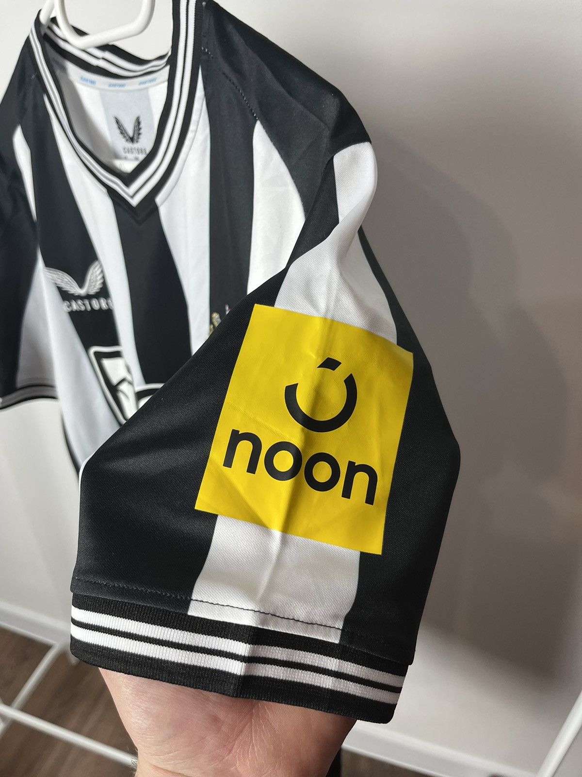 Castore Newcastle United Castore Soccer Jersey L Size US L / EU 52-54 / 3 - 4 Thumbnail