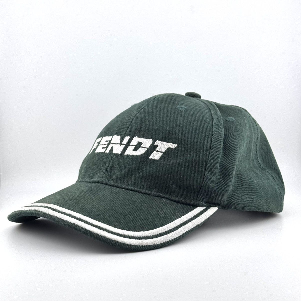Vintage Vintage Fendt Tractor Cap Green 90s German Industrial Hat Size ONE SIZE - 2 Thumbnail