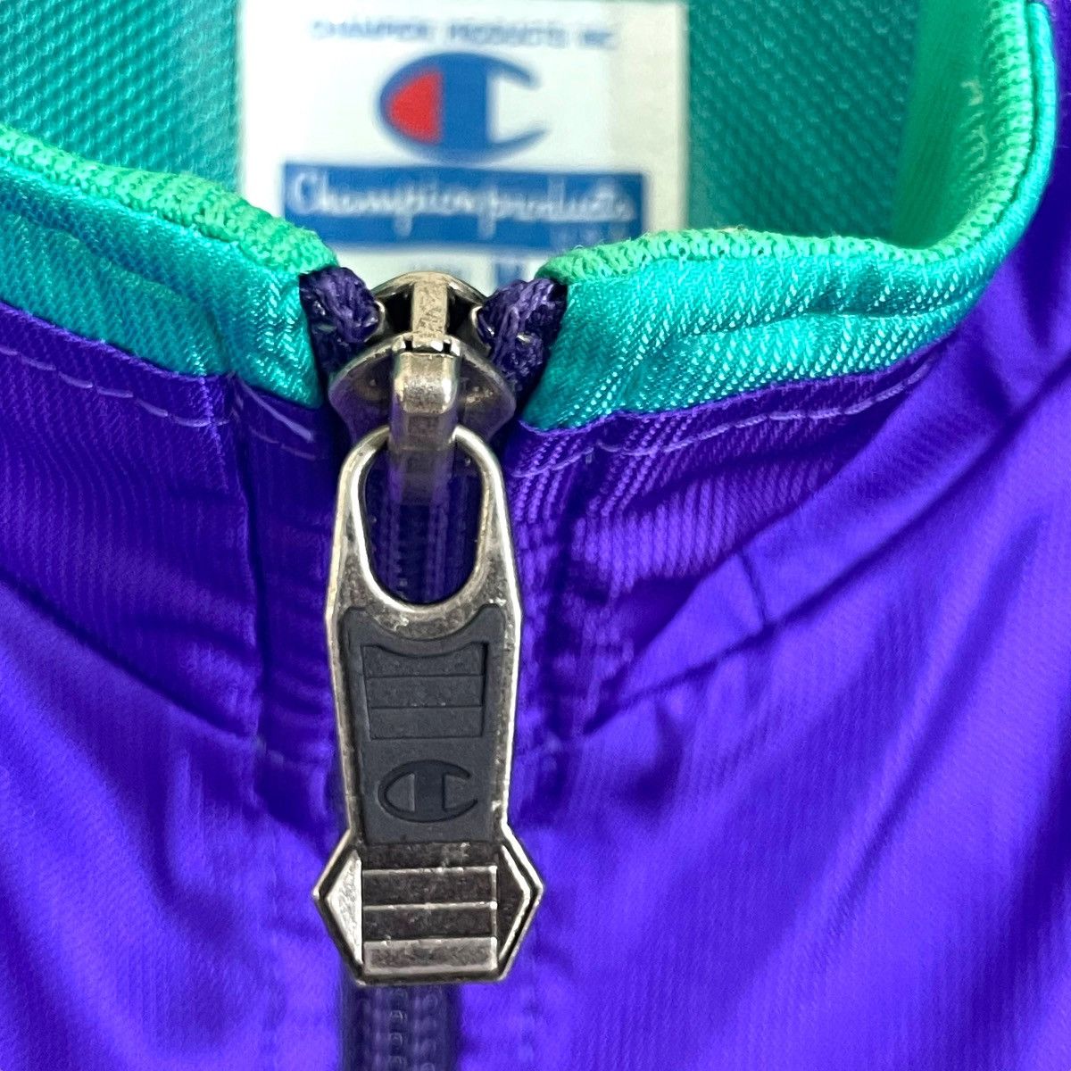 Champion Vintage 90s Champion Windbreaker Jacket Full Zipp Sportwear Size US L / EU 52-54 / 3 - 10 Thumbnail