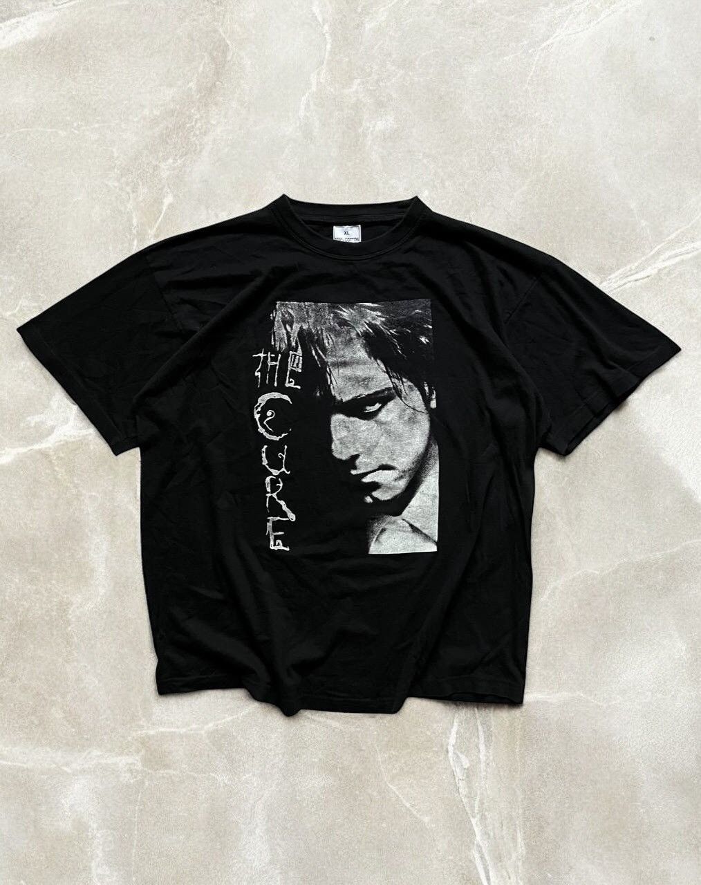 Band Tees × The Cure × Vintage THE CURE Robert Smith Vintage Band tee Rock 00s T shirt y2k Size US L / EU 52-54 / 3 - 1 Thumbnail