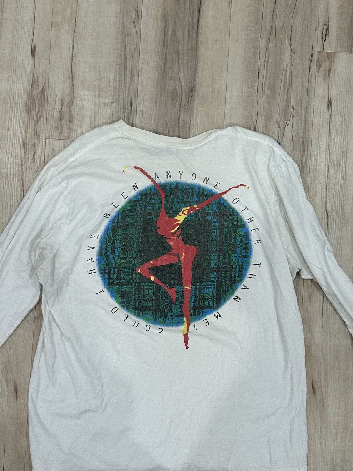 Vintage Dave Matthews Band Vintage White XL small rip Size US XL / EU 56 / 4 - 2 Thumbnail