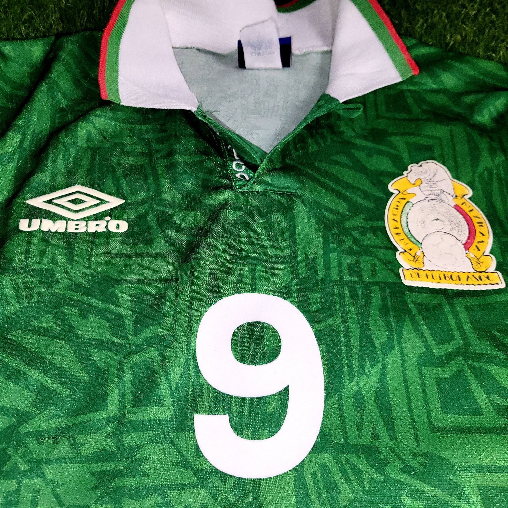 Umbro Hugo Sanchez Mexico Umbro 1993 COPA AMERICA Soccer Jersey XL Size US XL / EU 56 / 4 - 3 Thumbnail
