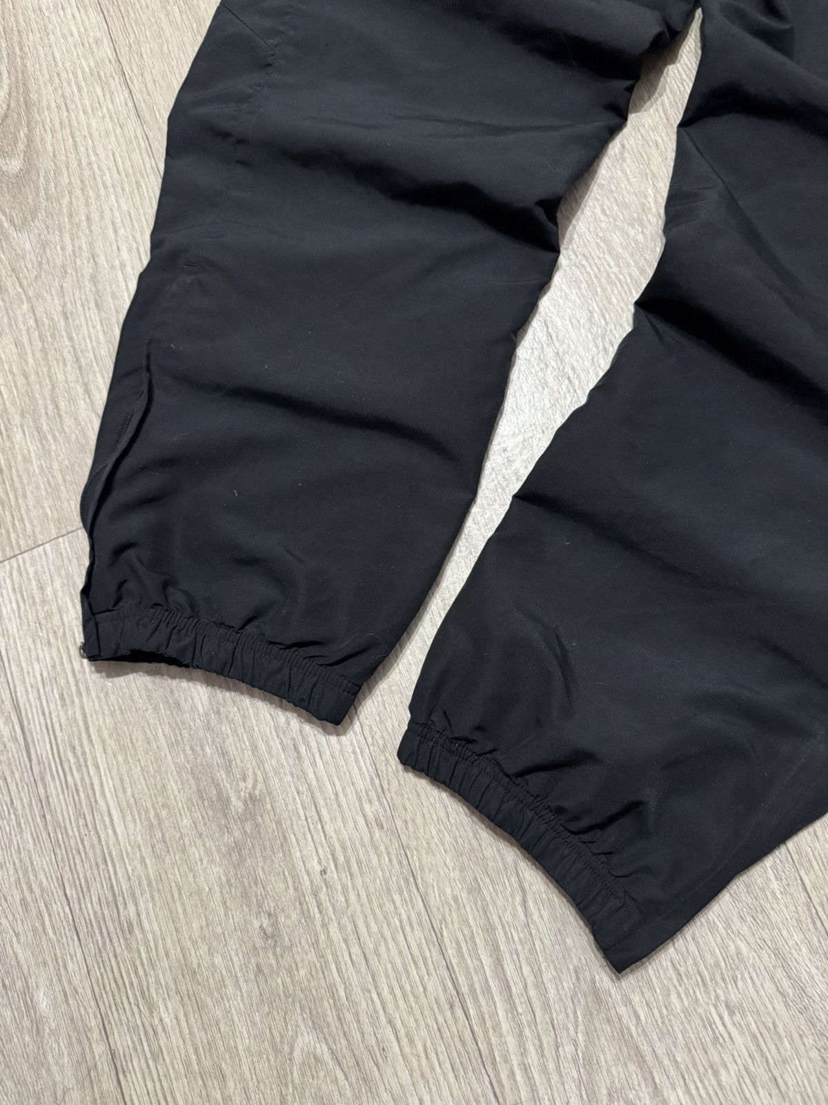Nike 🔷Vintage Nike Manchester United Drill Y2K Nylon Track Pants🔷 Size US 36 / EU 52 - 2 Thumbnail