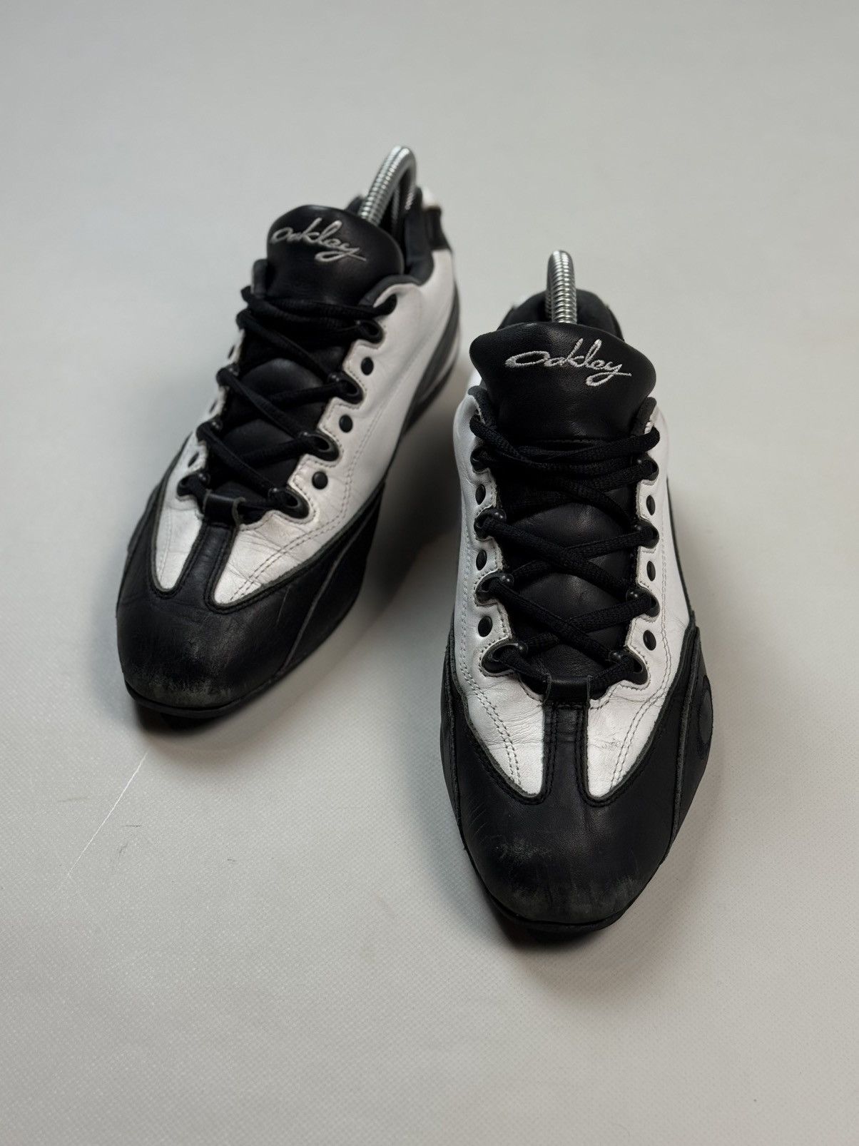 Oakley Archive 00s Oakley Leather Low Top Racing Sneakers Shoes Size US 8.5 / IT 38.5 - 10 Thumbnail