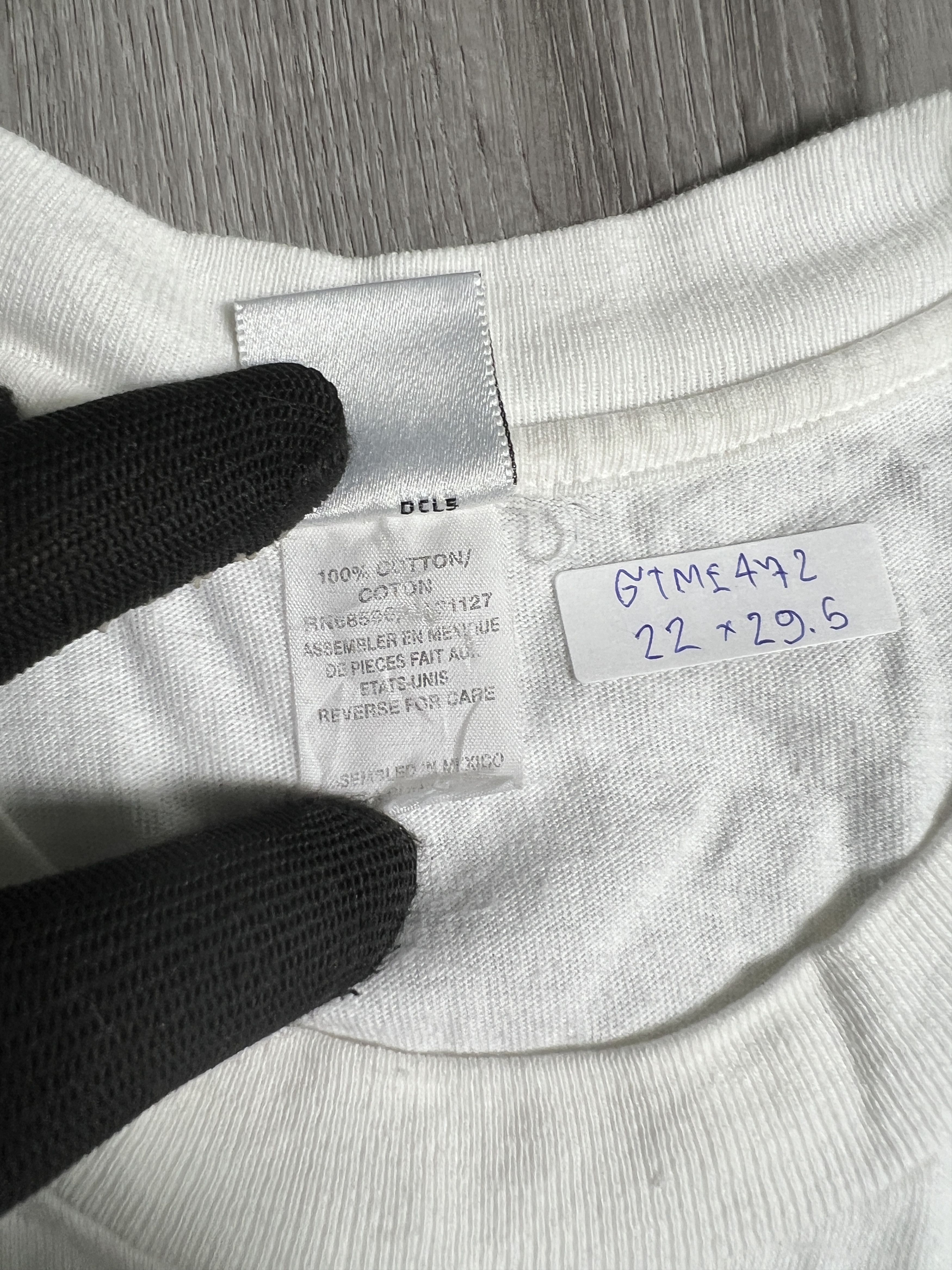 DKNY × Vintage Vintage DKNY USA Classic Spell Out Logo Tee GTME472 Size US L / EU 52-54 / 3 - 5 Thumbnail