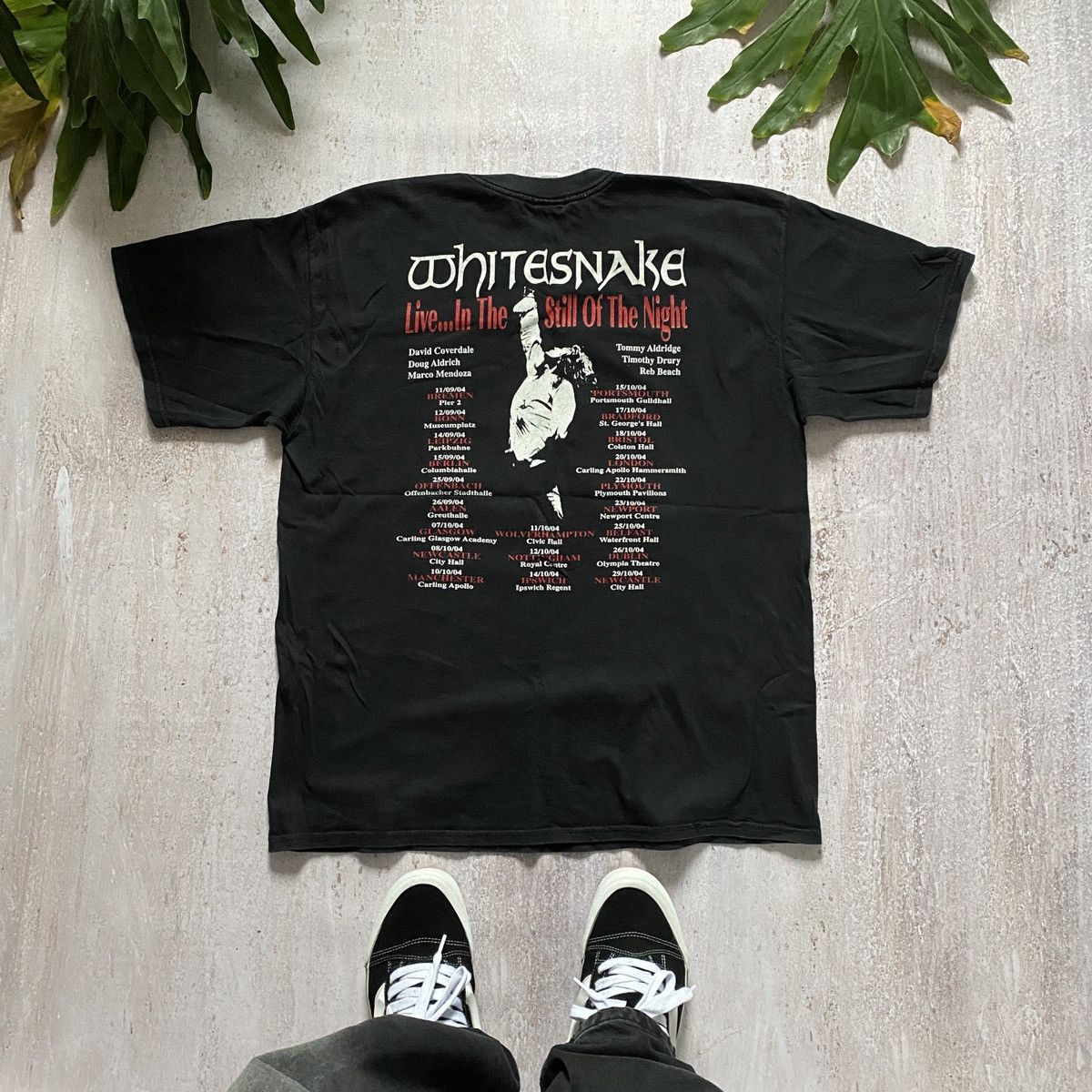 Band Tees VINTAGE Y2K WHITE SNAKE RARE TOUR AMAZING FADED T SHIRT 16 Size US XL / EU 56 / 4 - 2 Thumbnail