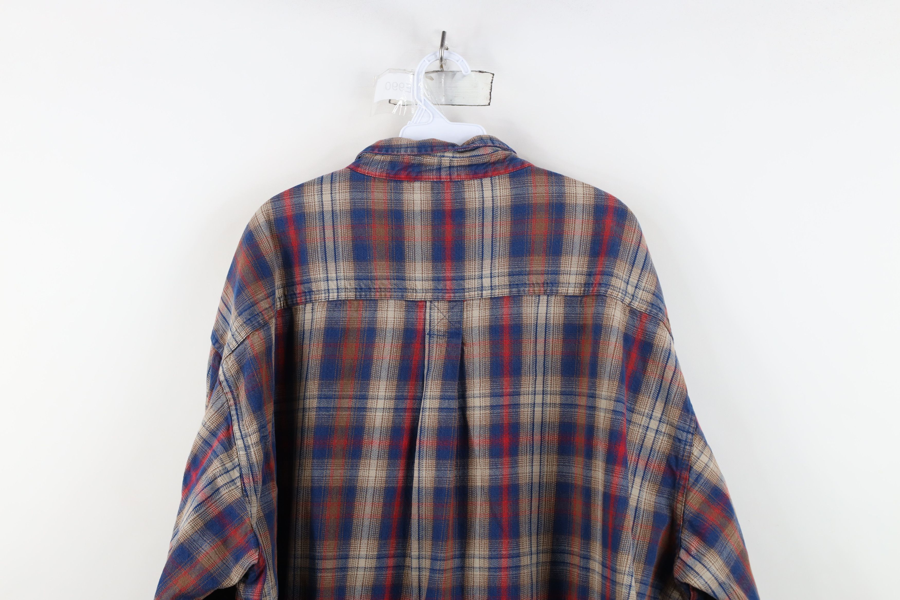 Cabelas Vintage Cabelas Heavyweight Flannel Button Down Shirt Plaid Size US XXL / EU 58 / 5 - 11 Thumbnail