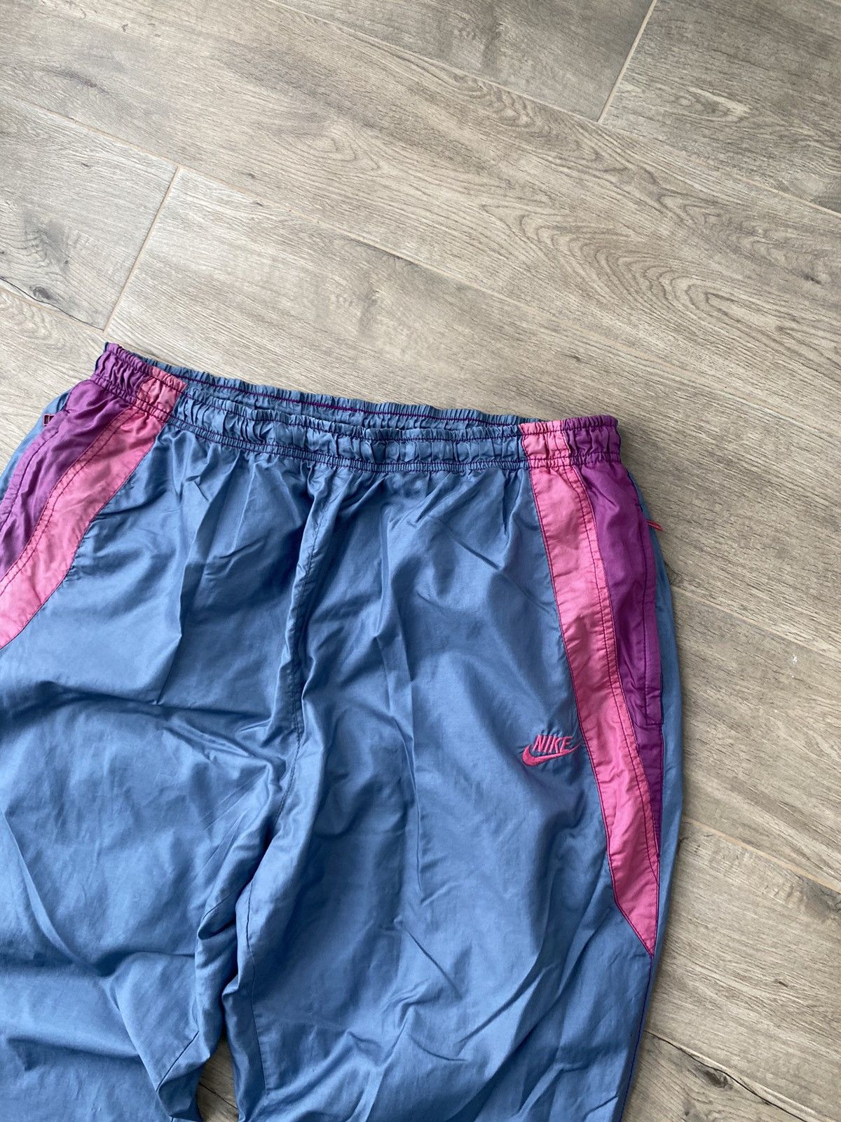 Nike 90’ Vintage Nike Nylon Sweatpants Size US 36 / EU 52 - 5 Thumbnail