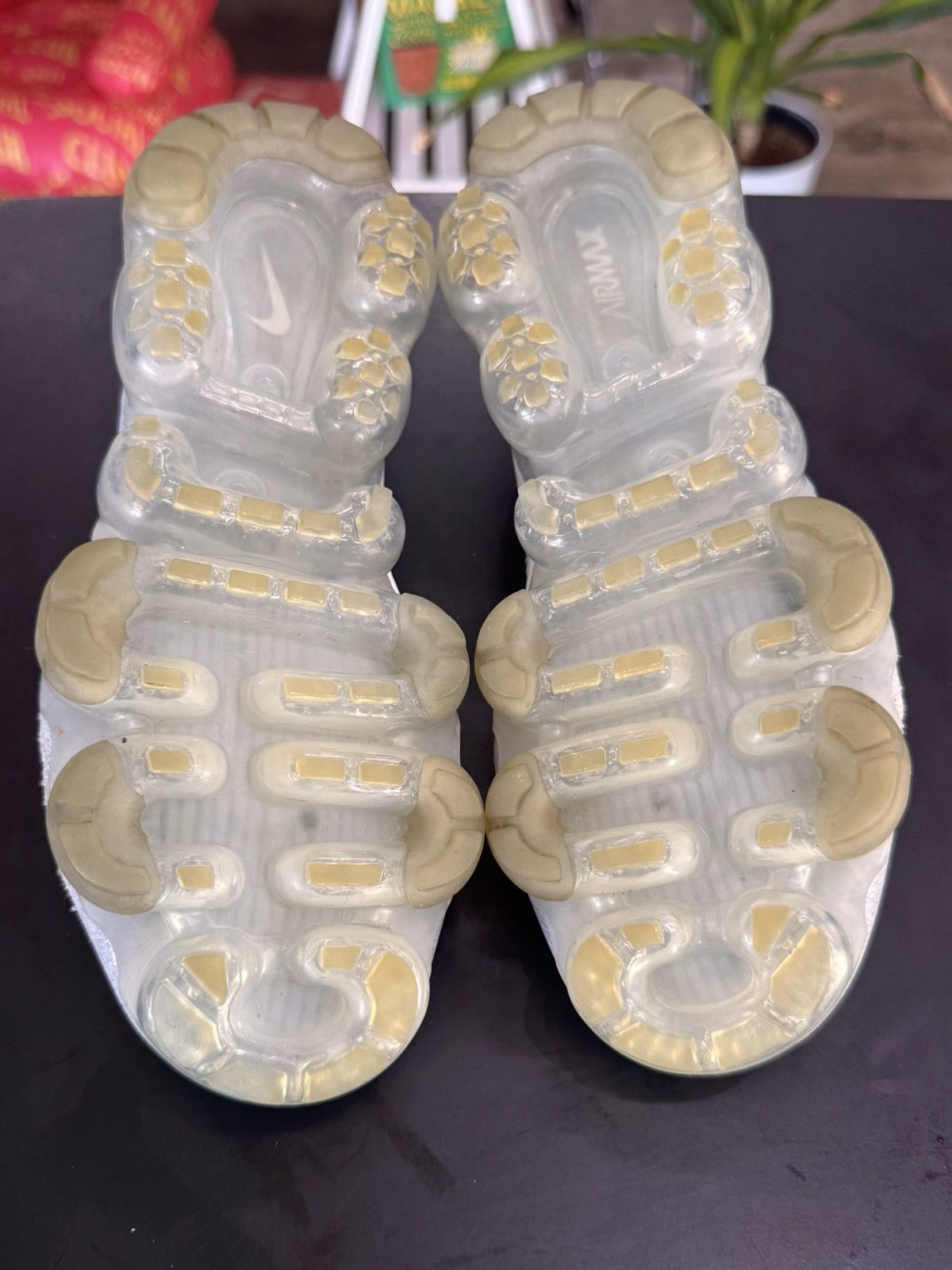 Comme des Garcons × Nike Nike Air Vapormax CDG Comme Des Garcons White Sz. 7 (2017) Size US 7 / EU 40 - 8 Thumbnail