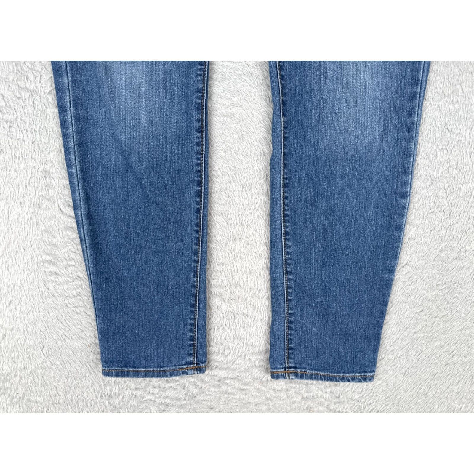 Old Navy Old Navy Jeans Womens 10 Blue Mid Rise Super Skinny Stretch Denim Five Pocket Jeans Size 32" / US 10 / IT 46 - 2 Thumbnail