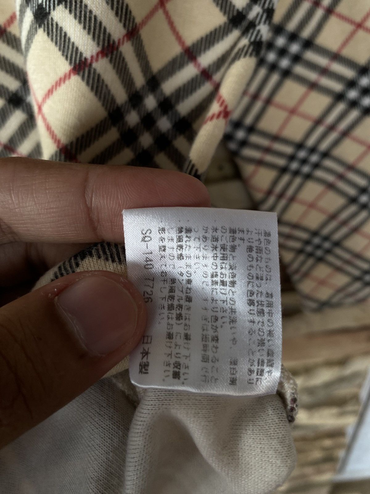 Burberry Vintage Burberry London Checkered Nova Check Classic Monogram Long Sleeve Tees Size US S / EU 44-46 / 1 - 9 Thumbnail