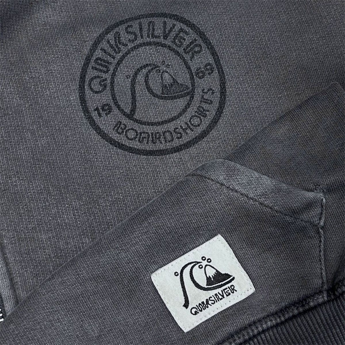 Quiksilver Quiksilver Boardshorts Surf Logo Zip Up Hoodie Size US L / EU 52-54 / 3 - 5 Thumbnail