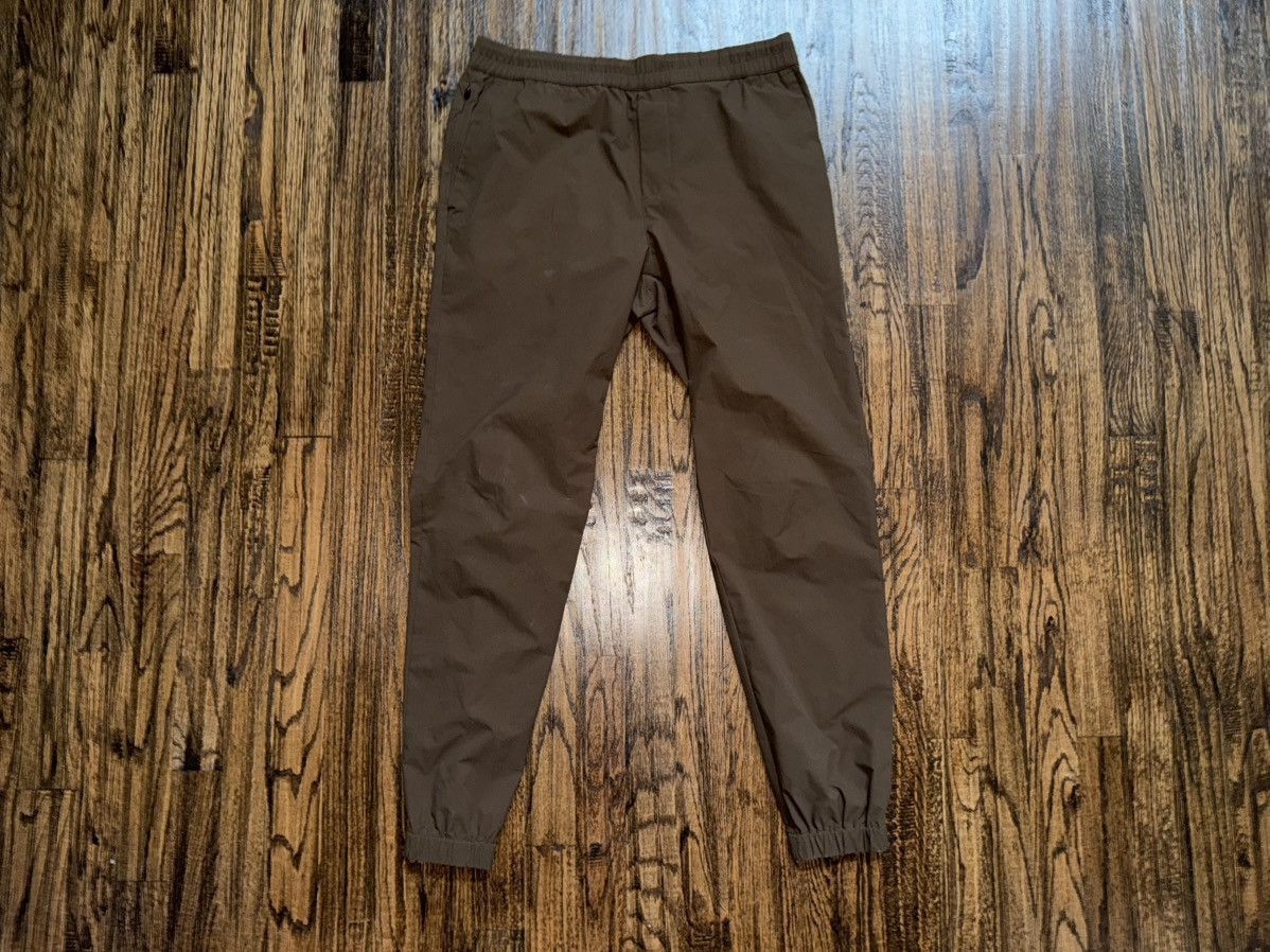 Banana Republic × Lululemon Banana Republic BR Sport Sz Small Motion Tech Joggers Grey Size US 30 / EU 46 - 1 Thumbnail