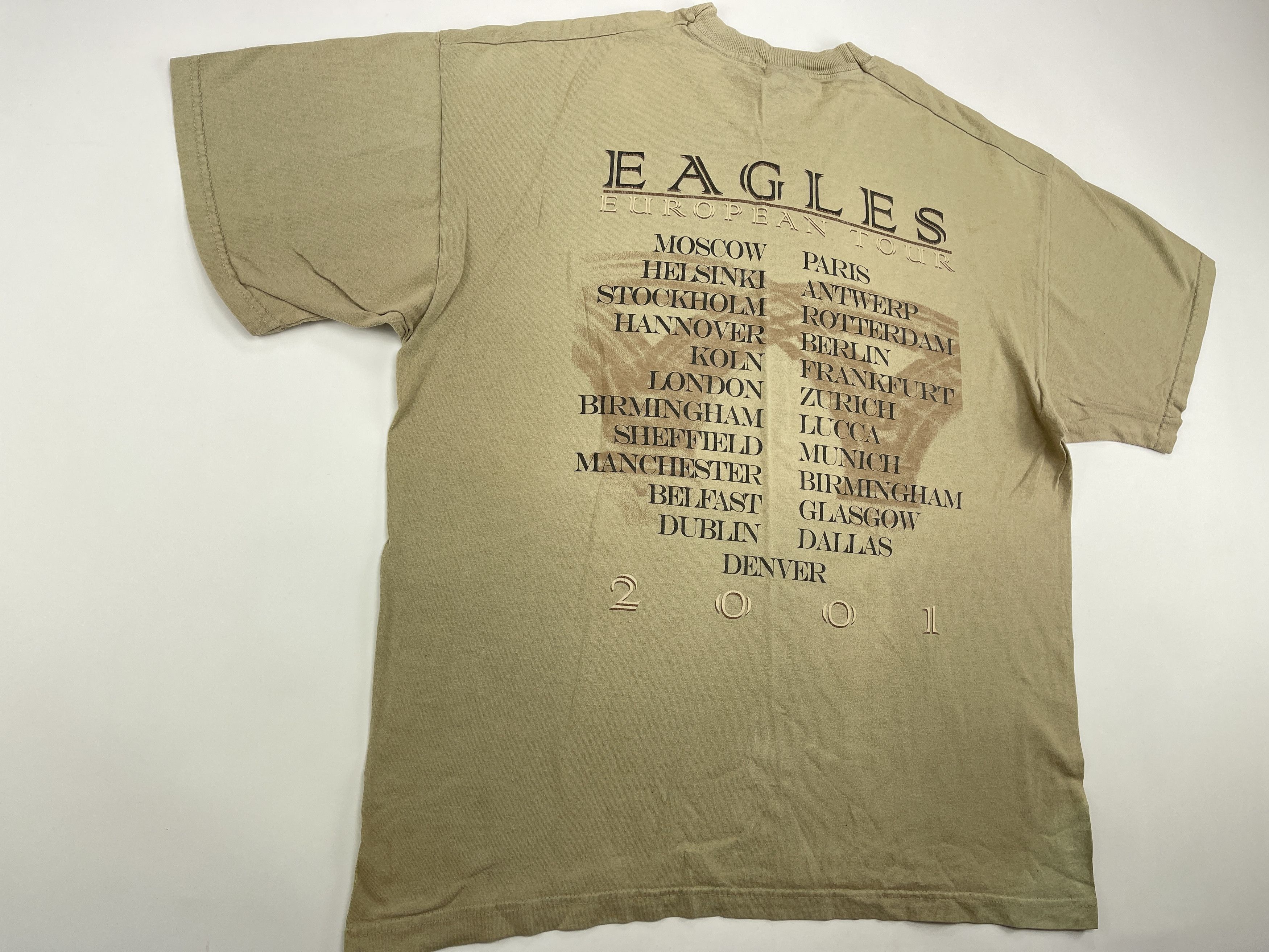 Band Tees Eagles band T-Shirt, vintage 2001 European Tour, 90s, 2000s Size US L / EU 52-54 / 3 - 12 Thumbnail