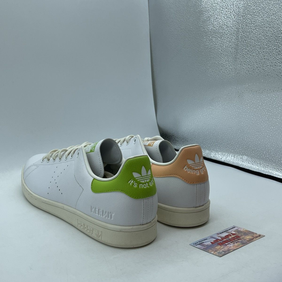 Adidas Disney x Stan smith miss piggy & Kermit Size US 14 / EU 47 - 4 Thumbnail