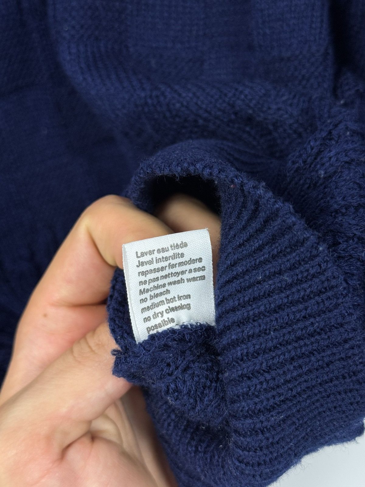 Lacoste 1990’s Vintage Lacoste Club V-Neck Cable Knit Sweater Size US L / EU 52-54 / 3 - 16 Thumbnail
