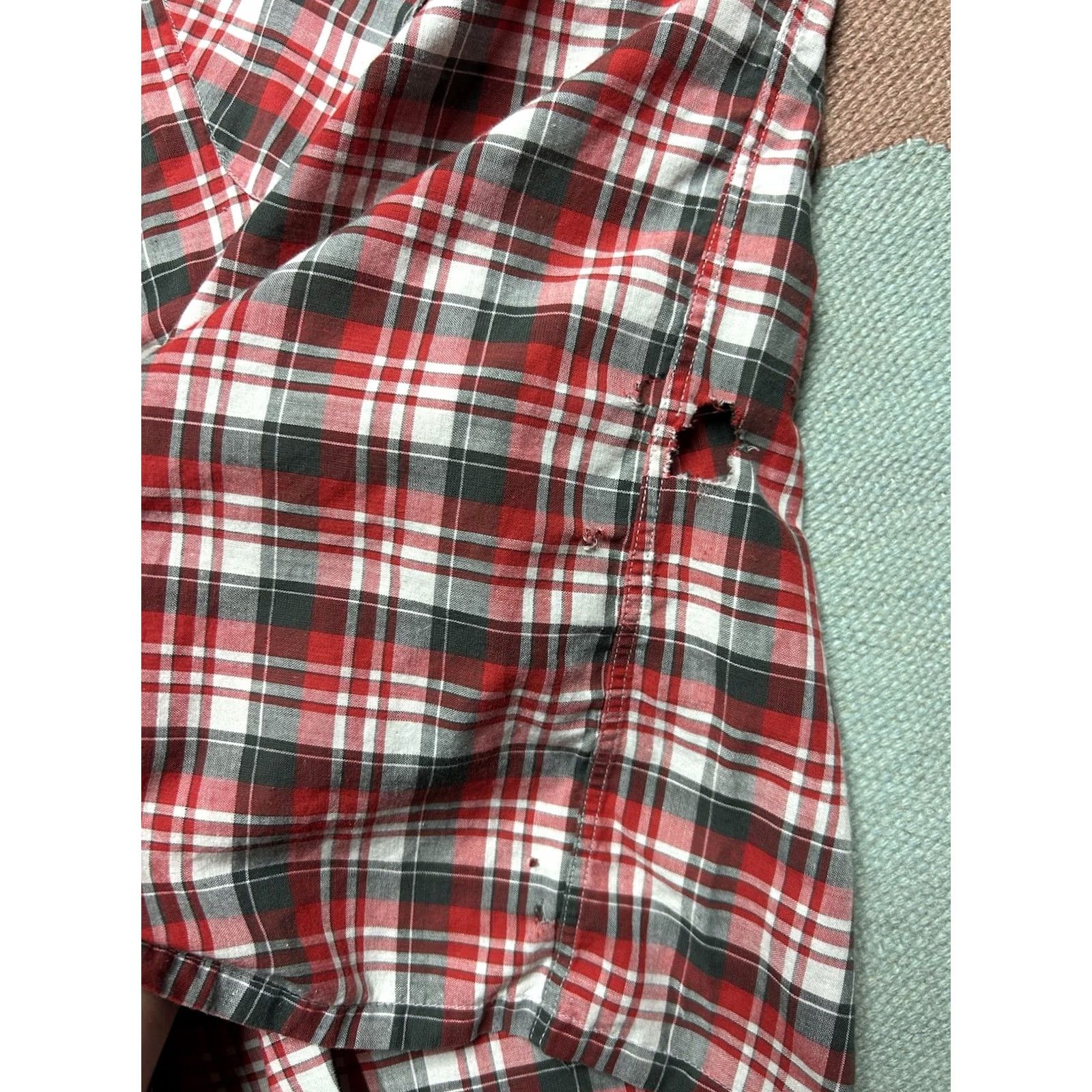 FRED VINTAGE 1960s Long Sleeve Button Shirt Cotton Plaid Distressed Red Black Large Mens Shirt Size US L / EU 52-54 / 3 - 3 Thumbnail
