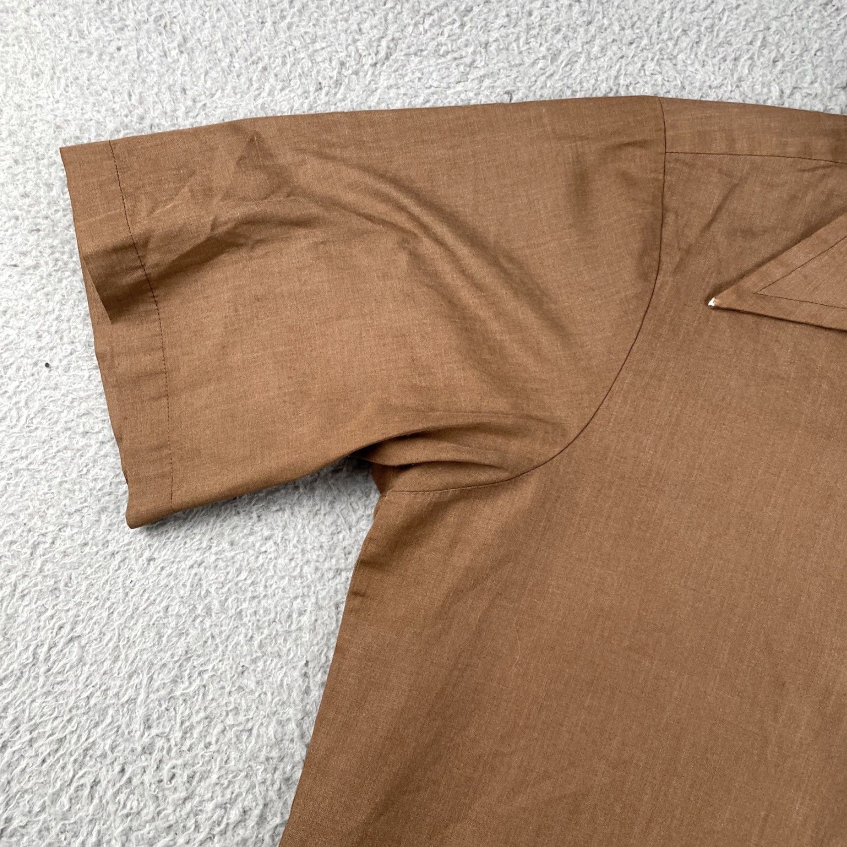 Arrow VINTAGE Arrow Shirt Mens XL Short Sleeve Brown Button Up 80s 90s Size US XL / EU 56 / 4 - 7 Thumbnail