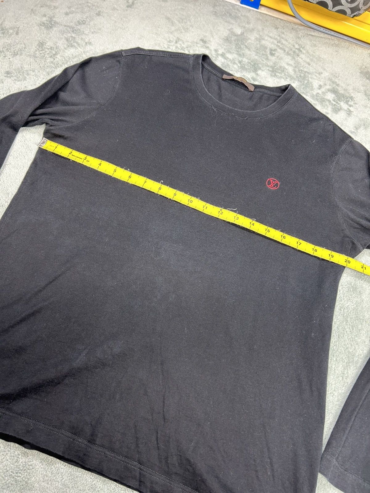 Louis Vuitton Louis Vuitton Longsleeve T-Shirt Size US M / EU 48-50 / 2 - 9 Thumbnail