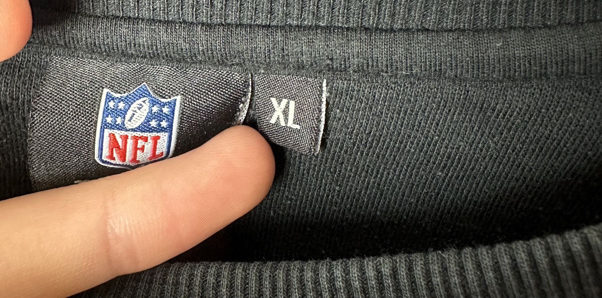NFL × Vintage NFL Oakland Raiders Football Team Logo Sweatshirt Size XL Size US XL / EU 56 / 4 - 7 Thumbnail