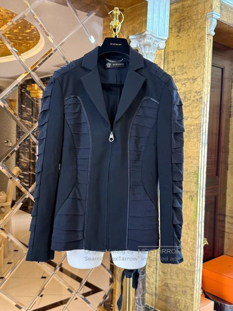 Versace Versace Mesh paneled casual sporty jacket top Size M / US 6-8 / IT 42-44 - 2 Thumbnail