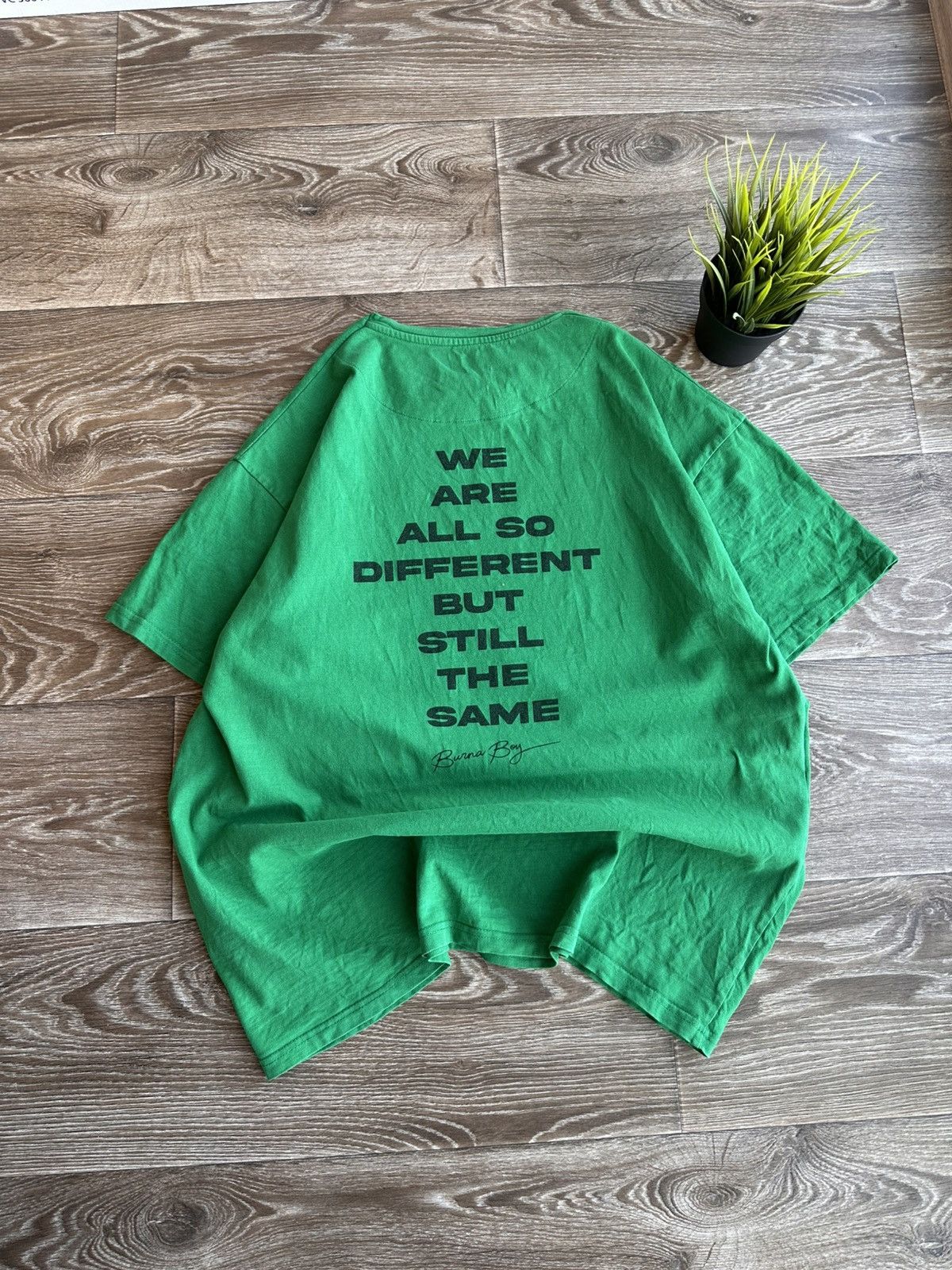 Boohoo 🔥 Burna Boy x boohooMAN Twice As Tall Tour Dates Graphic Tee Size US M / EU 48-50 / 2 - 4 Thumbnail