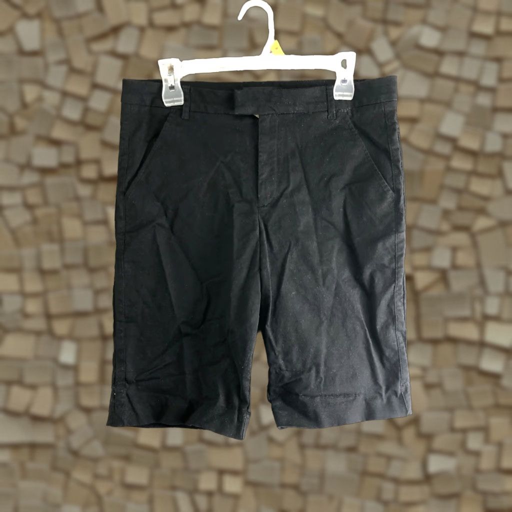 Vintage Ivanka Trump Bermuda Shorts Mid Rise Black Cotton Denim Womens Size 10 Size 24" / US 00 / IT 34 - 1 Thumbnail