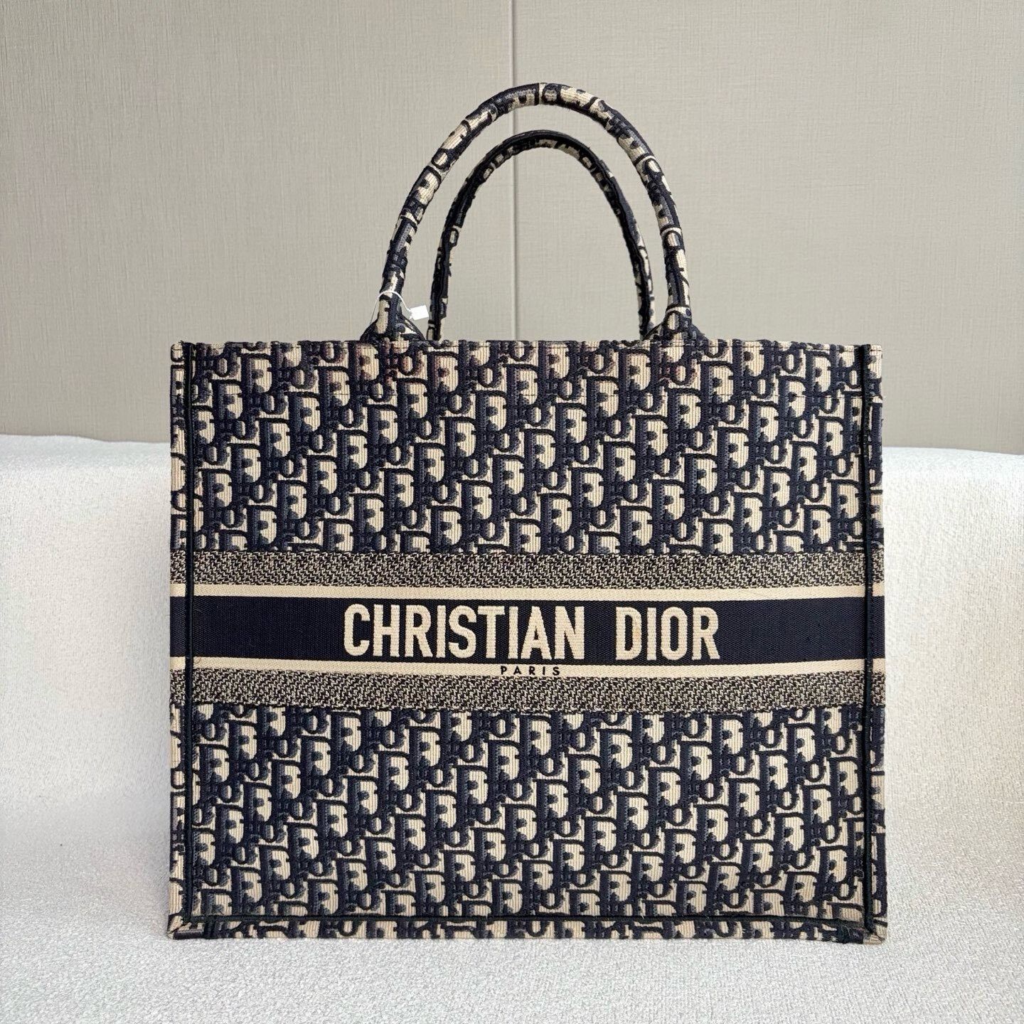 Dior Pre-loved Bag Very good condition Size ONE SIZE - 1 Thumbnail