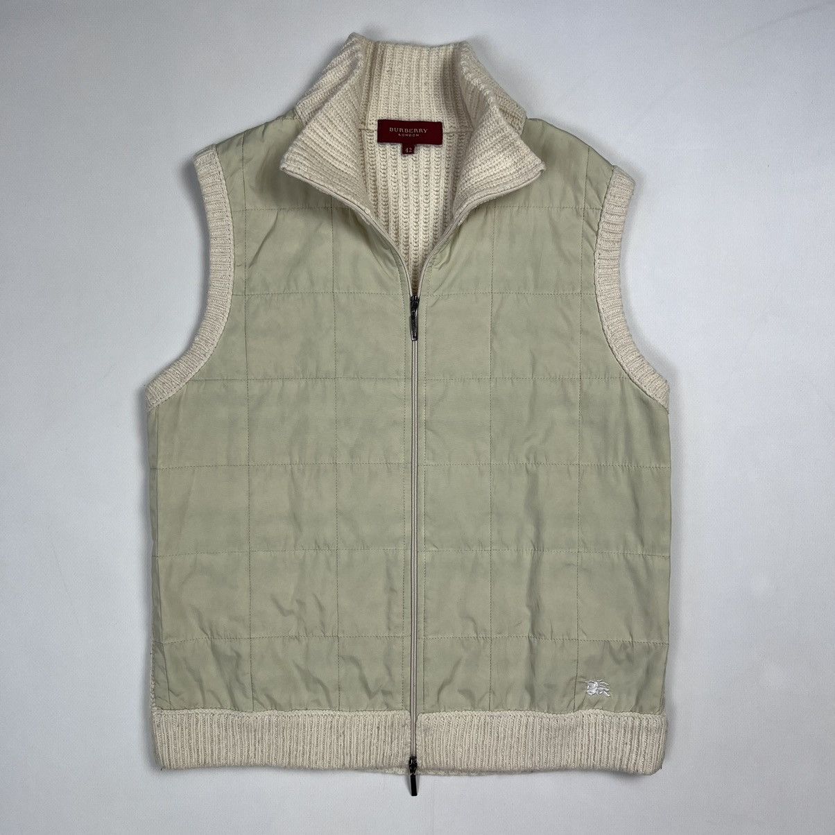 Burberry × Vintage Burberry London red tab vintage quilted