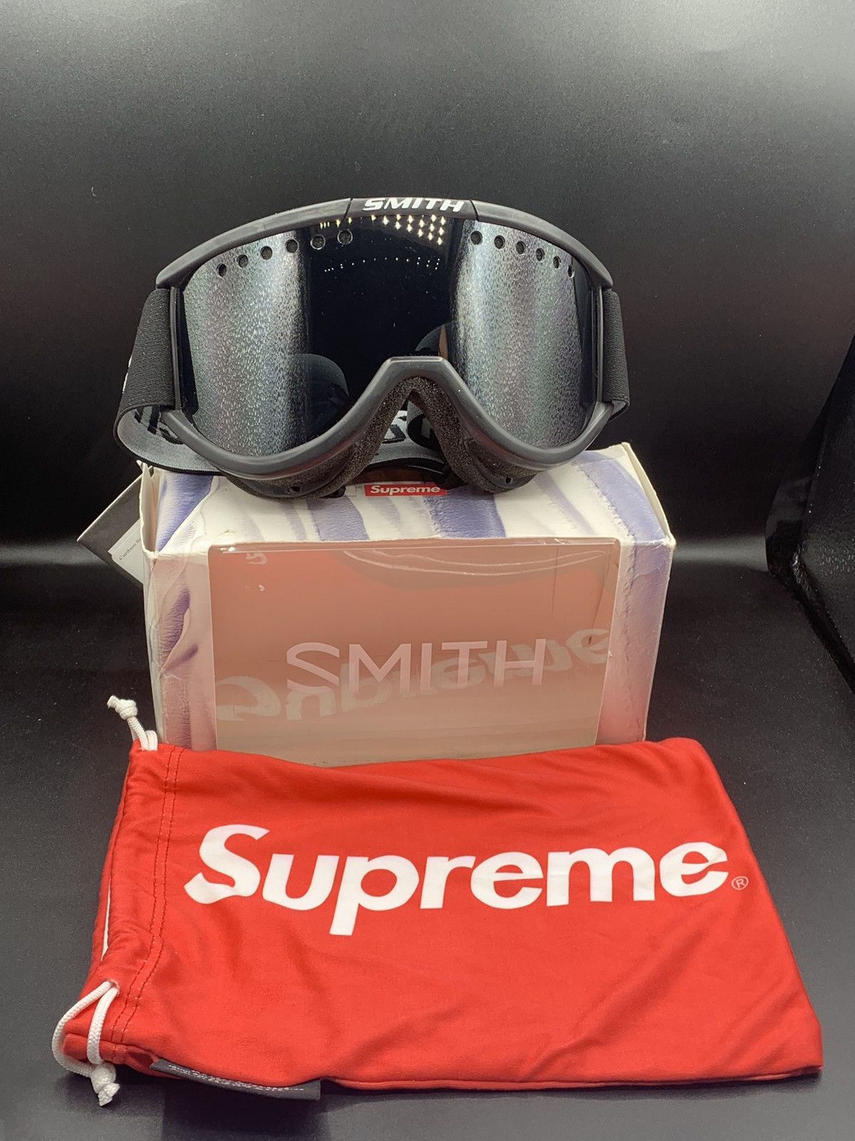 image of Smith Optics x Supreme Smith Snowboard Goggles - Very in Black, Men's