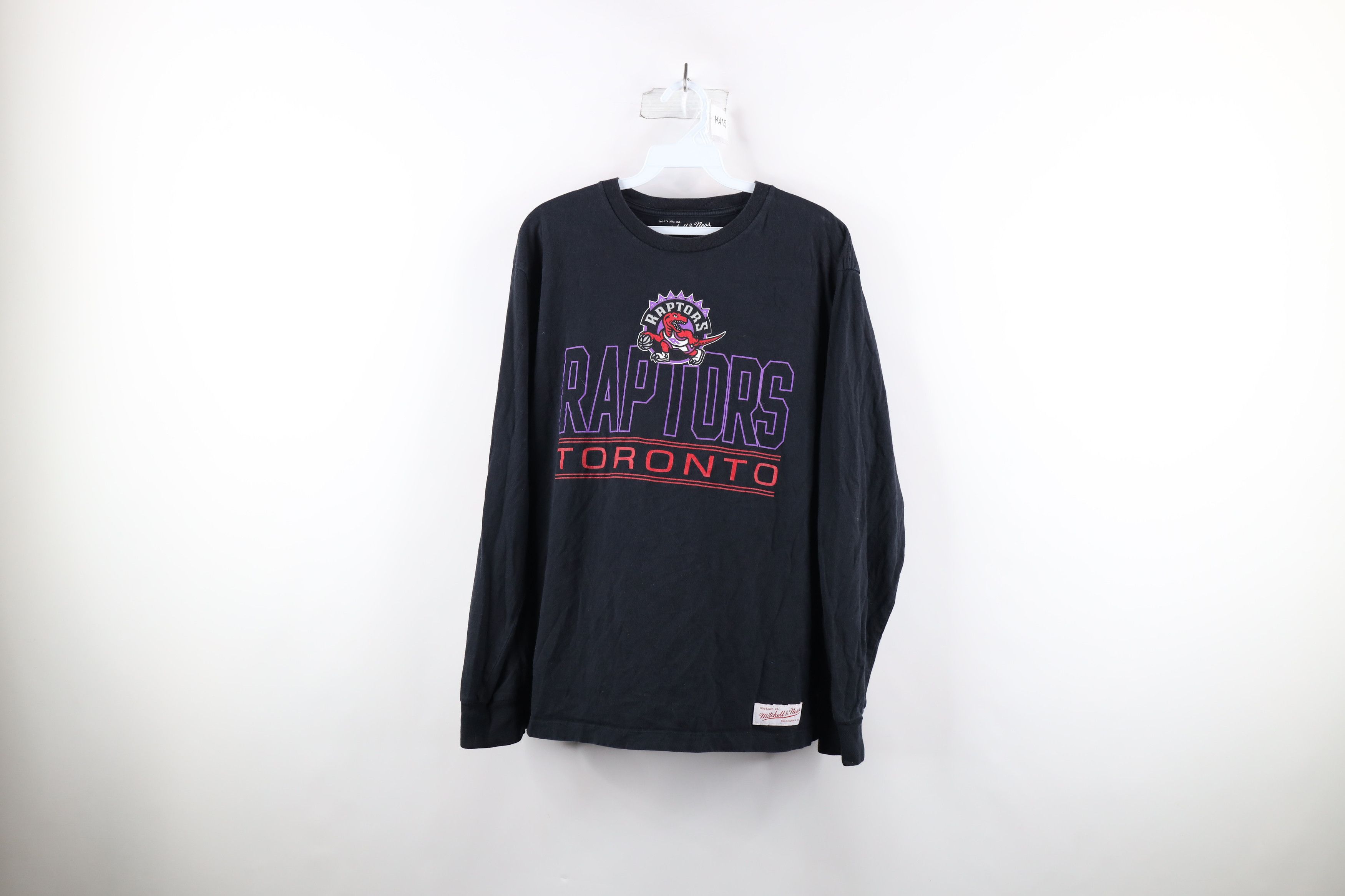 Mitchell & Ness × Vintage Mitchell & Ness Spell Out Toronto Raptors Basketball T-Shirt Size US M / EU 48-50 / 2 - 1 Thumbnail