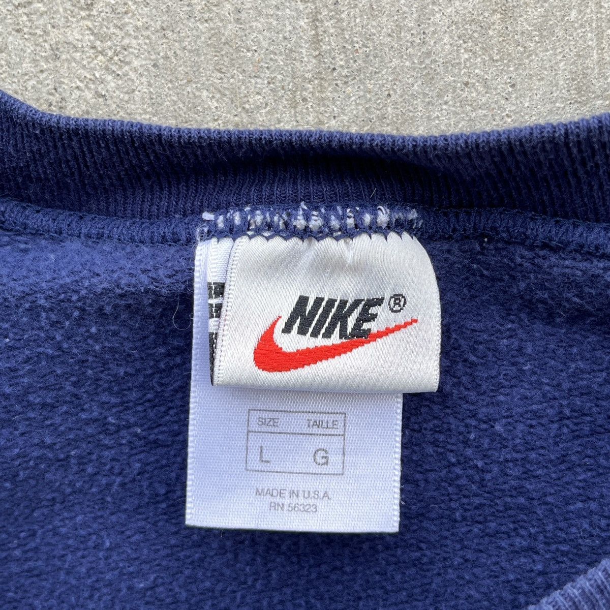 Vintage Vintage Nike Crewneck Size US L / EU 52-54 / 3 - 4 Thumbnail