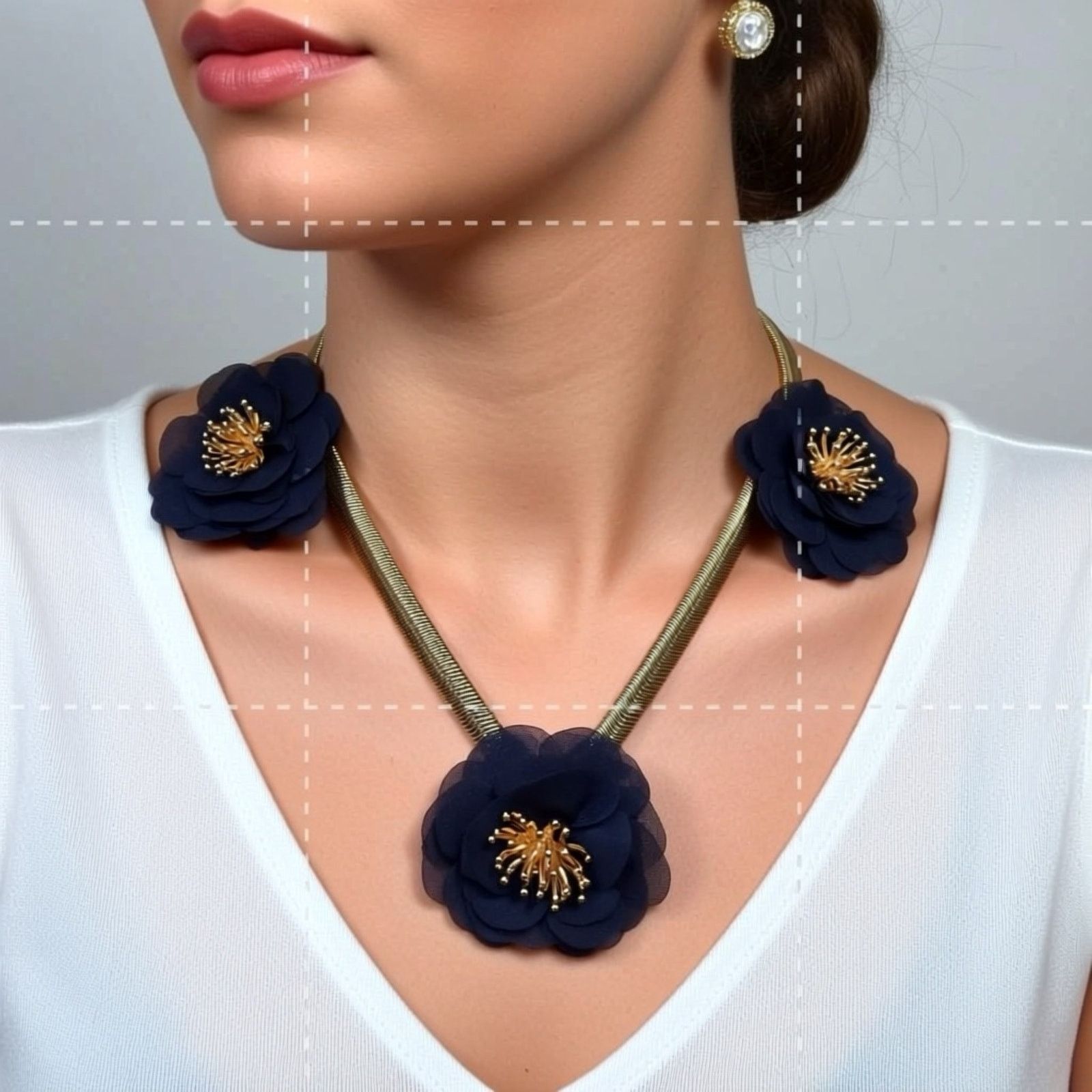 Other Vintage Navy Floral Statement Necklace 15 Inch Gold Tone Size ONE SIZE - 2 Thumbnail
