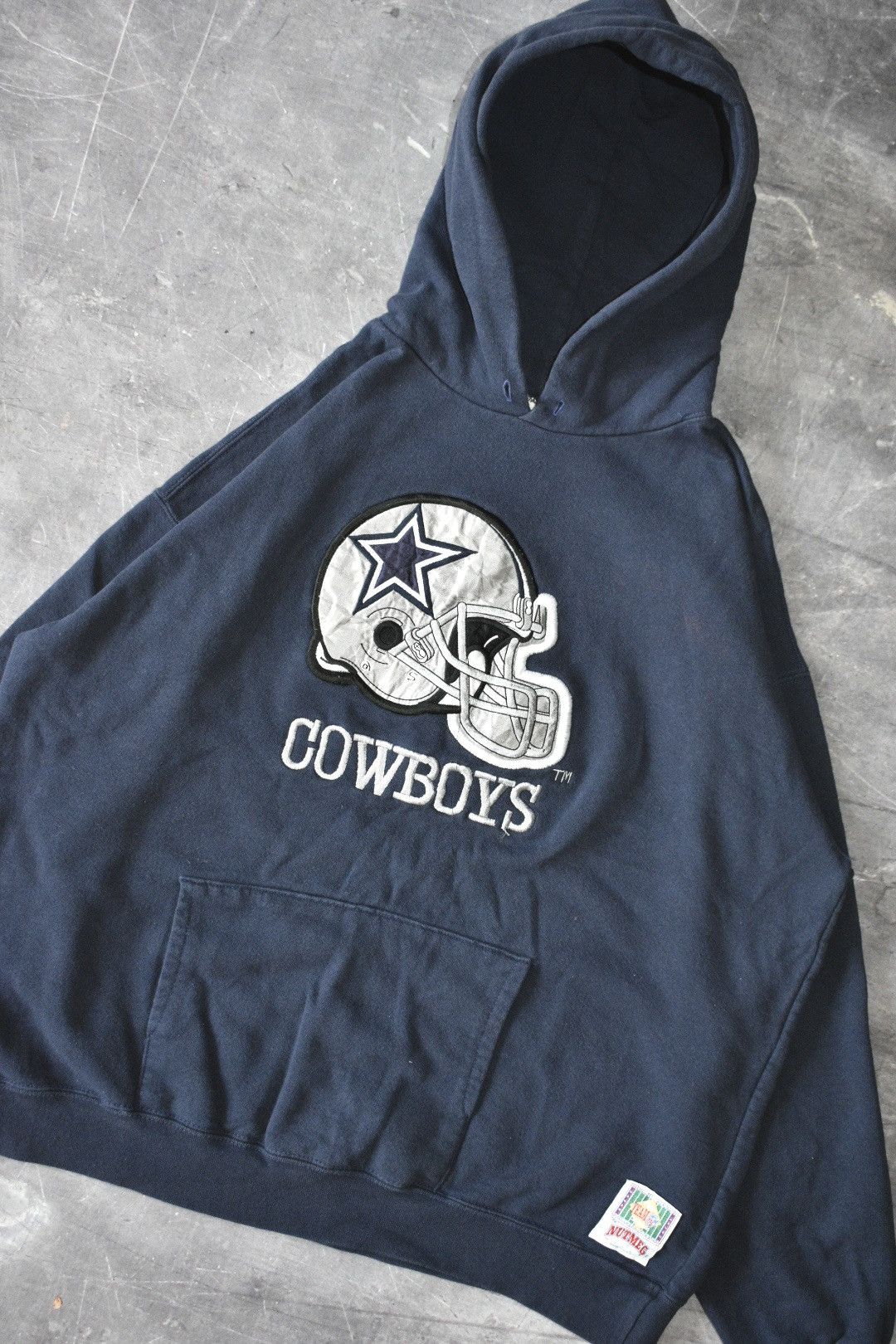 Nutmeg Vintage 90s Dallas Cowboys NFL Nutmeg Hoodie (XL) Size US XL / EU 56 / 4 - 3 Thumbnail